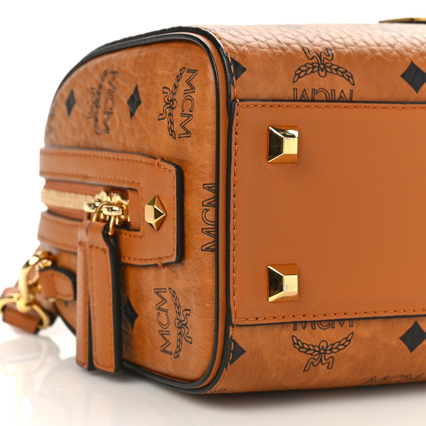 Visetos Small Essential Boston Bag Cognac