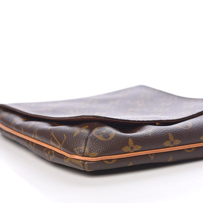 Louis Vuitton Monogram Musette Salsa 8 of 10