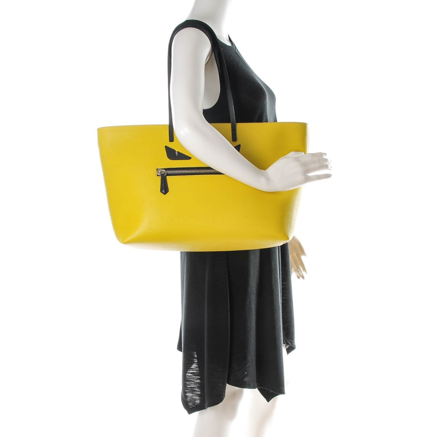 Vitello Elite Cuoio Monster Buggies Medium Roll Tote Cedro Black