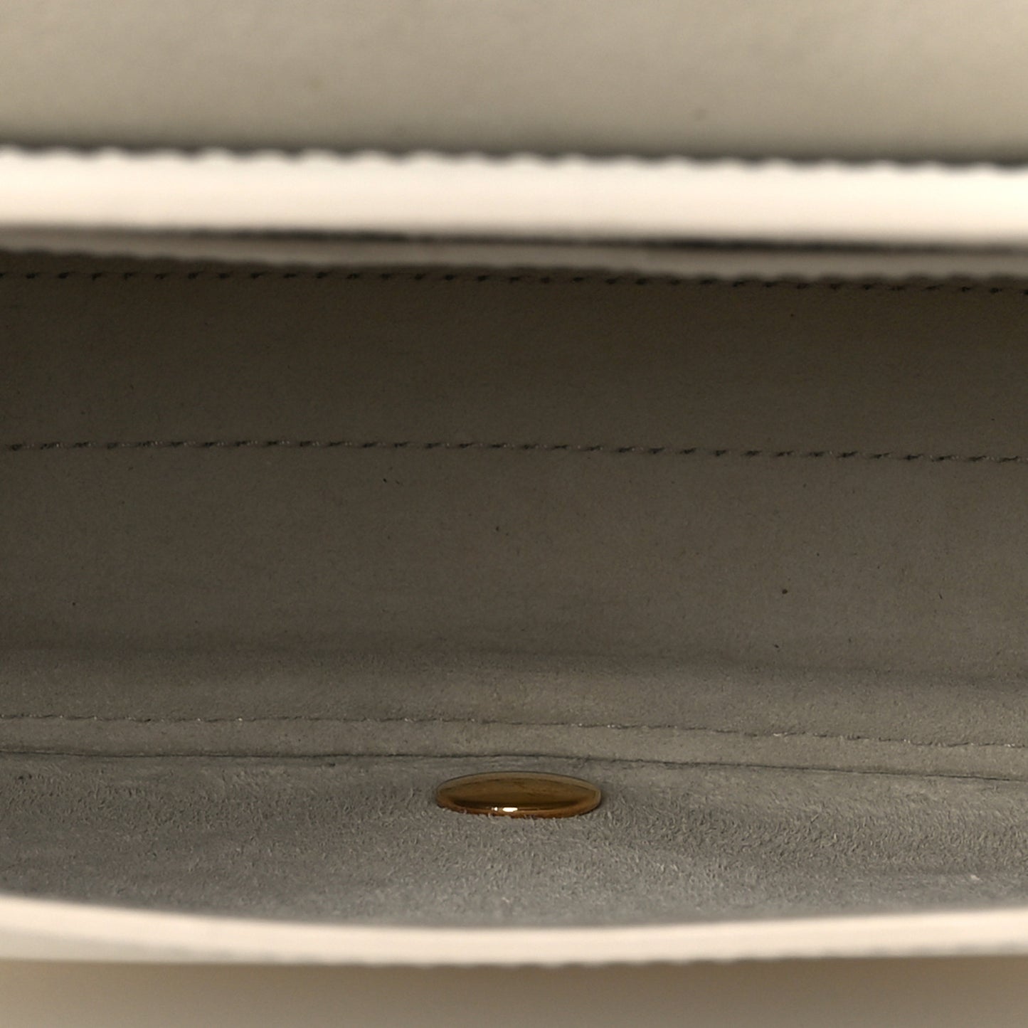 Box Calfskin Medium Bobby Flap Latte