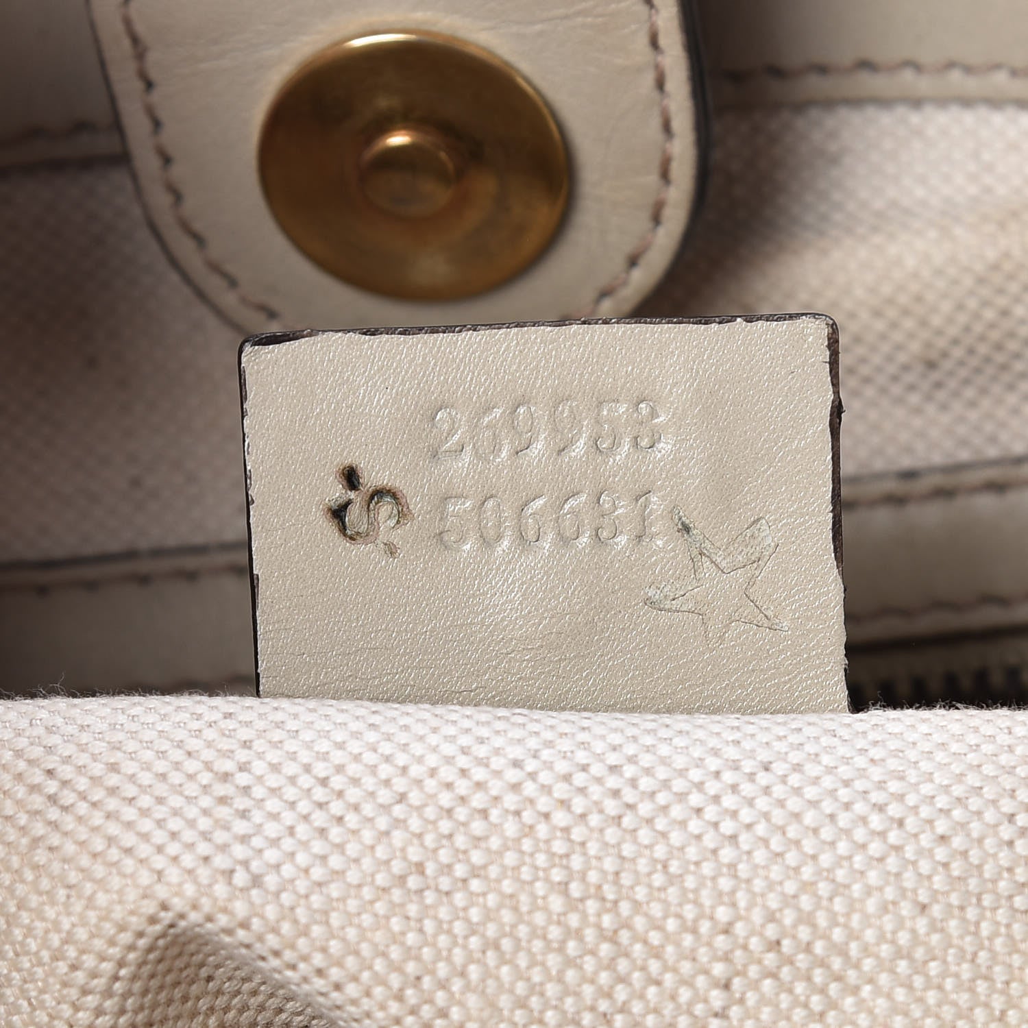 Gucci Guccissima Medium Scarlett Stud Tote Off White 7 of 10