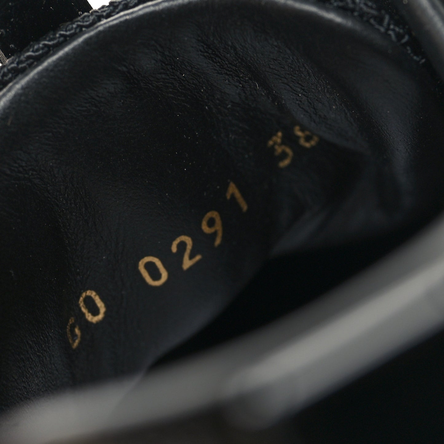 Suede Monogram Run Away Sneakers 38 Black