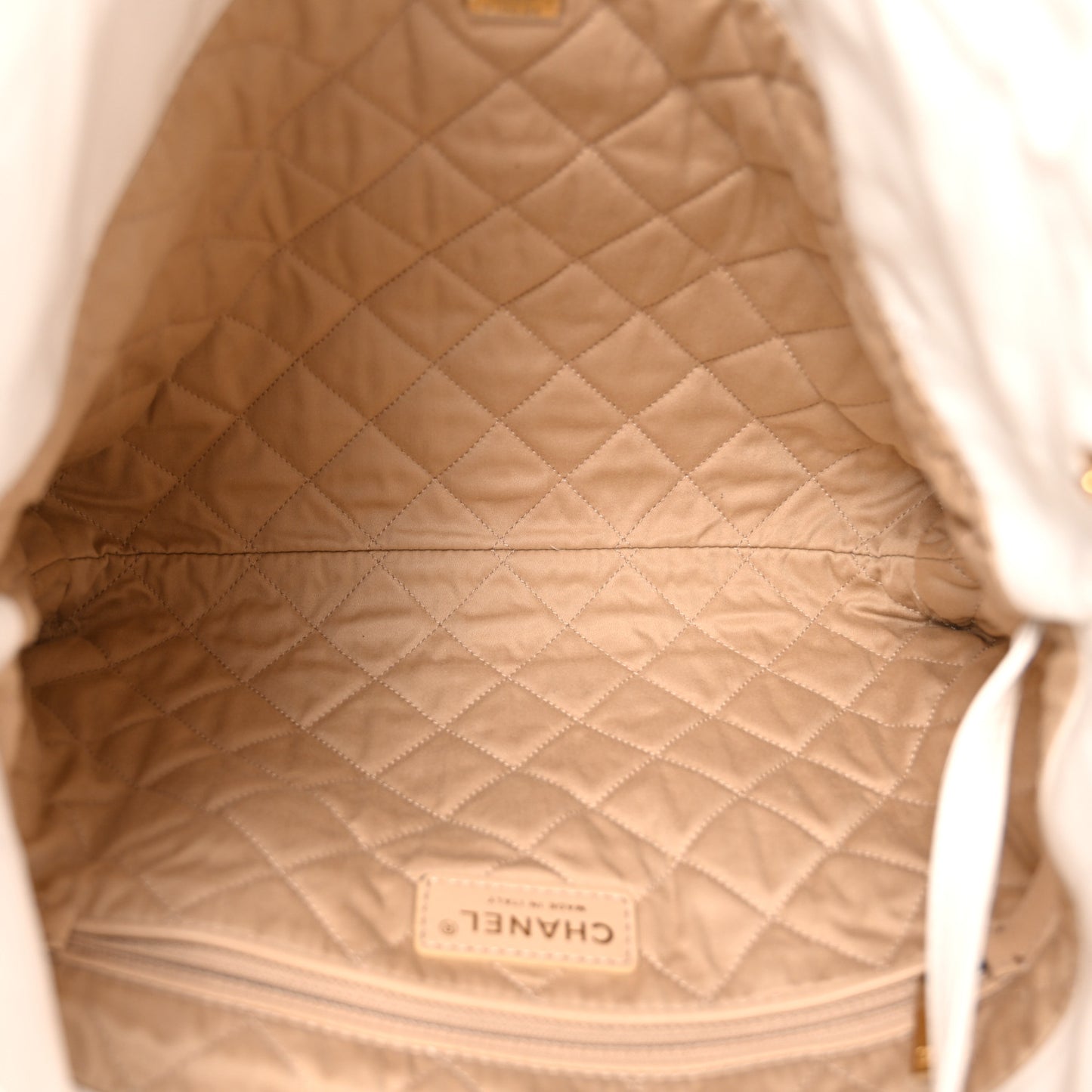Shiny Calfskin Quilted Small Chanel 22 White