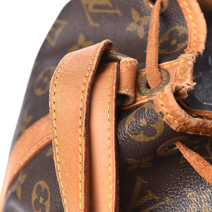Louis Vuitton Monogram Noe 32 of 35