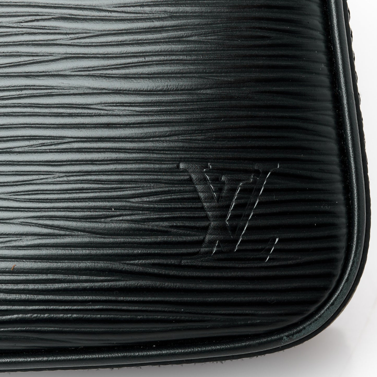 Epi Easy Pouch On Strap Black