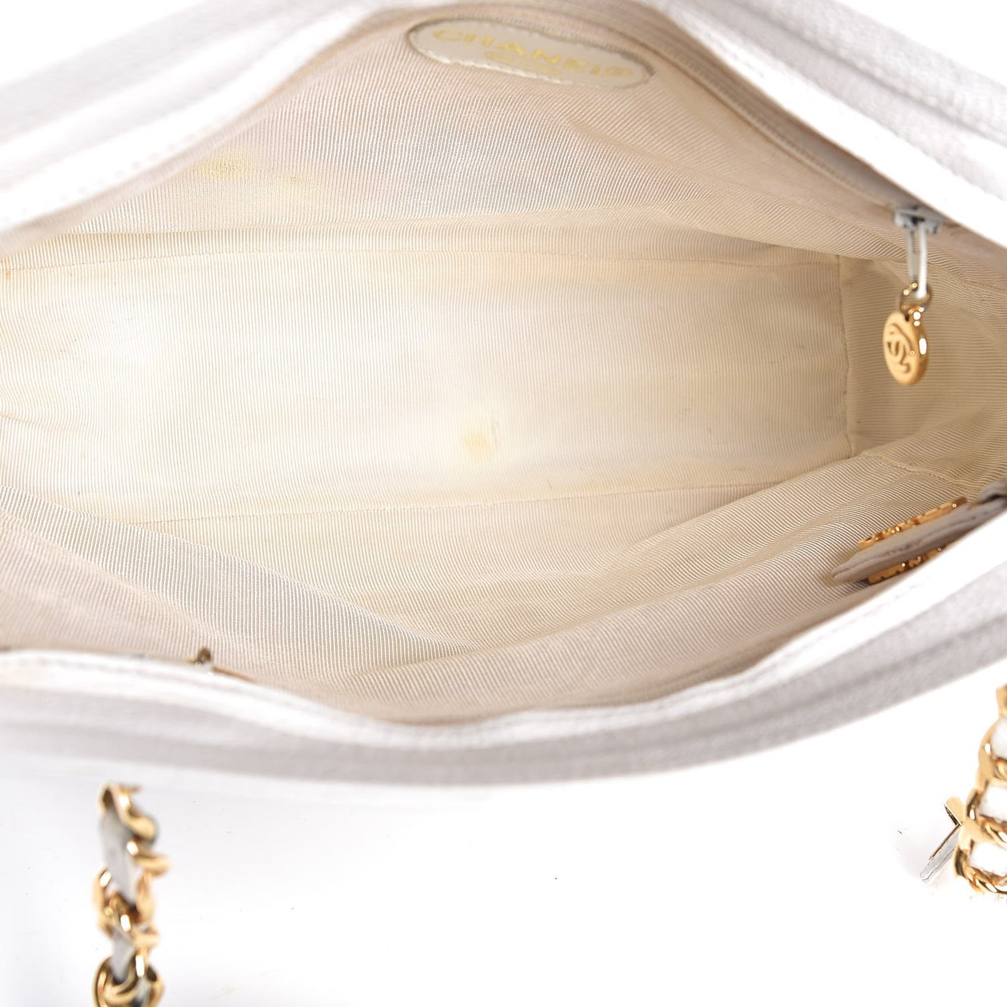 Caviar CC Shoulder Bag White