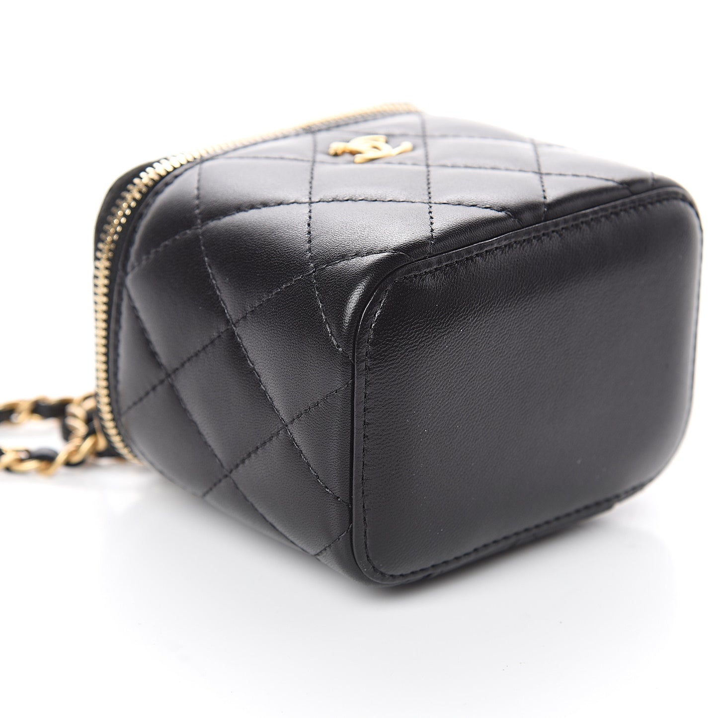 Lambskin Quilted Pearl Crush Box With Chain Black