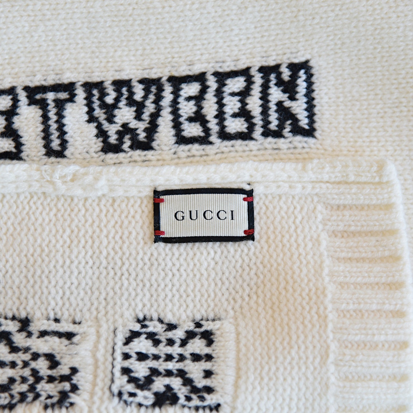 Wool Knit Fly Pig Scarf Ivory