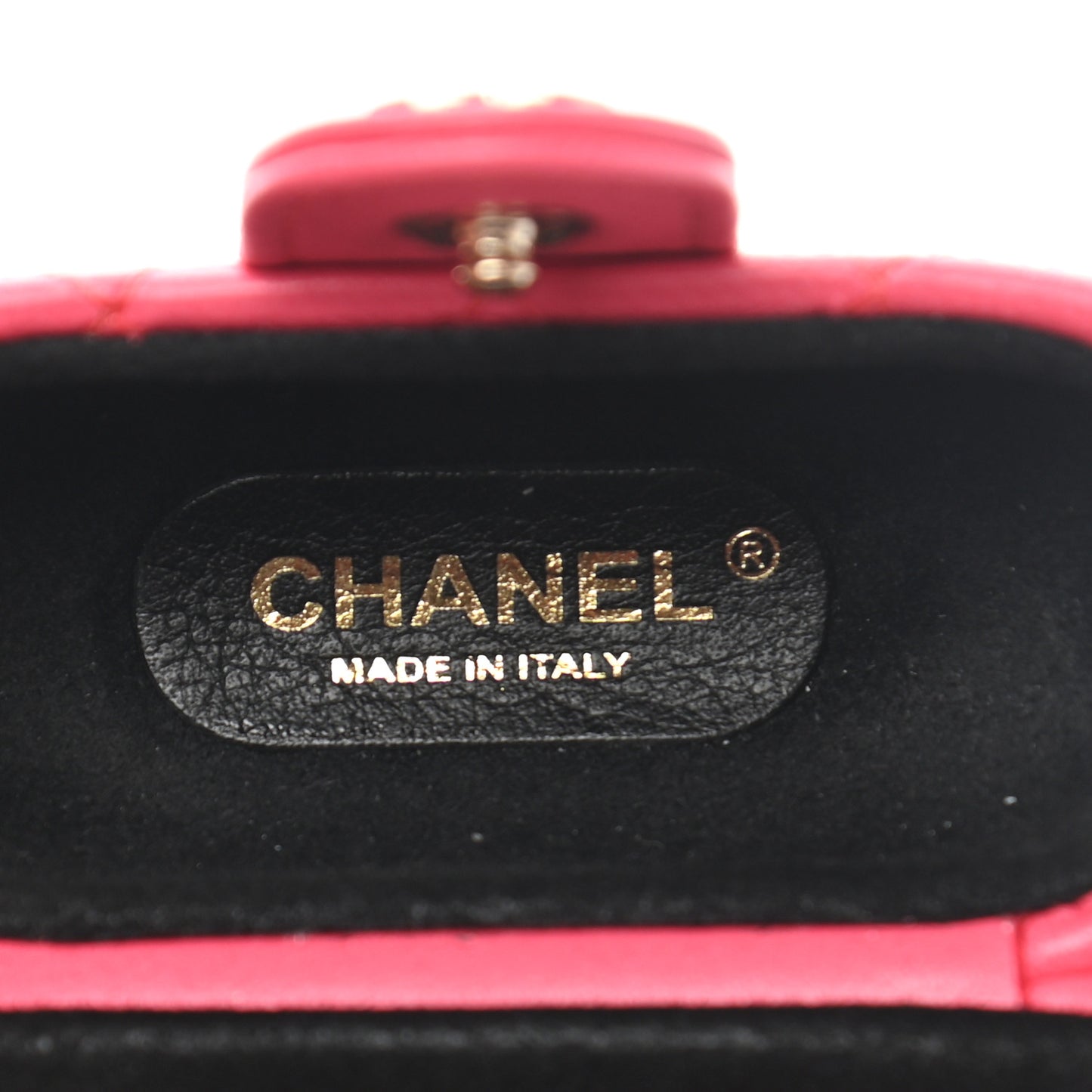 Lambskin Quilted Airpods Pro Case With Chain Pink