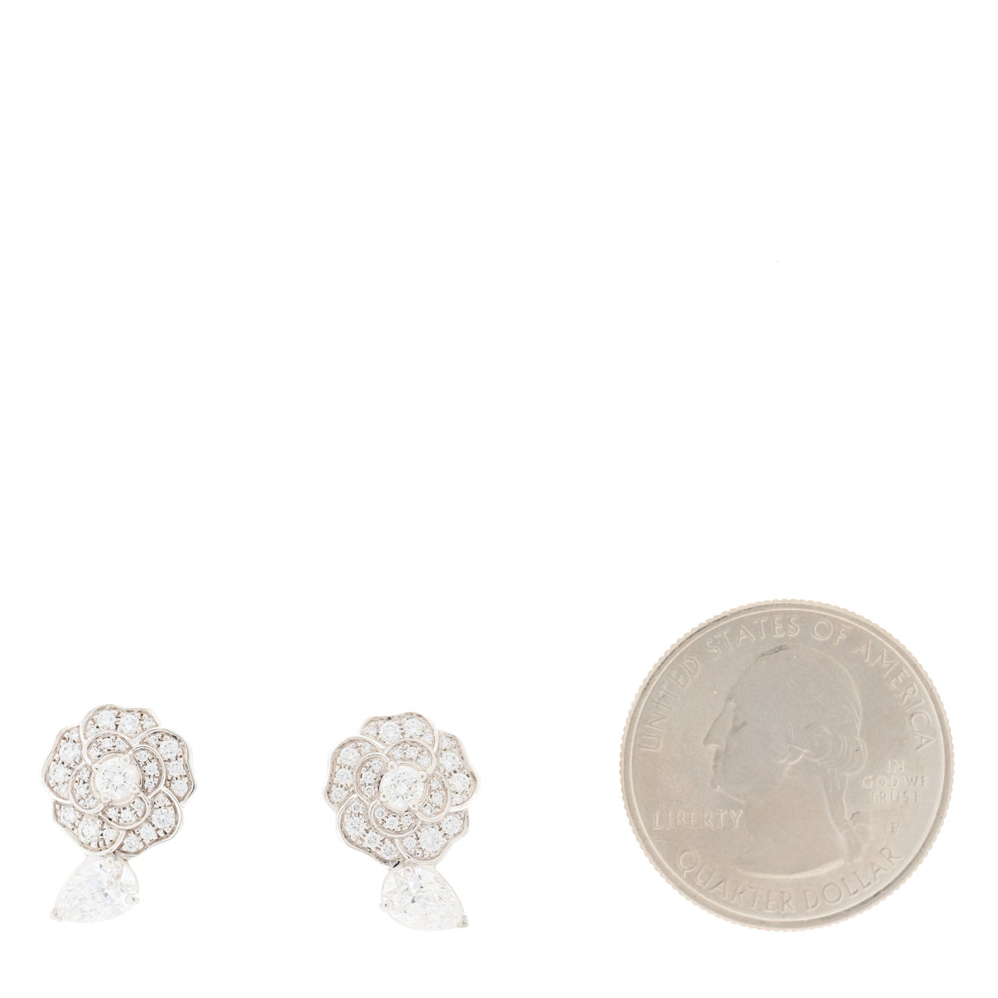 18K White Gold Diamond Camelia Precieux Clip-On Earrings