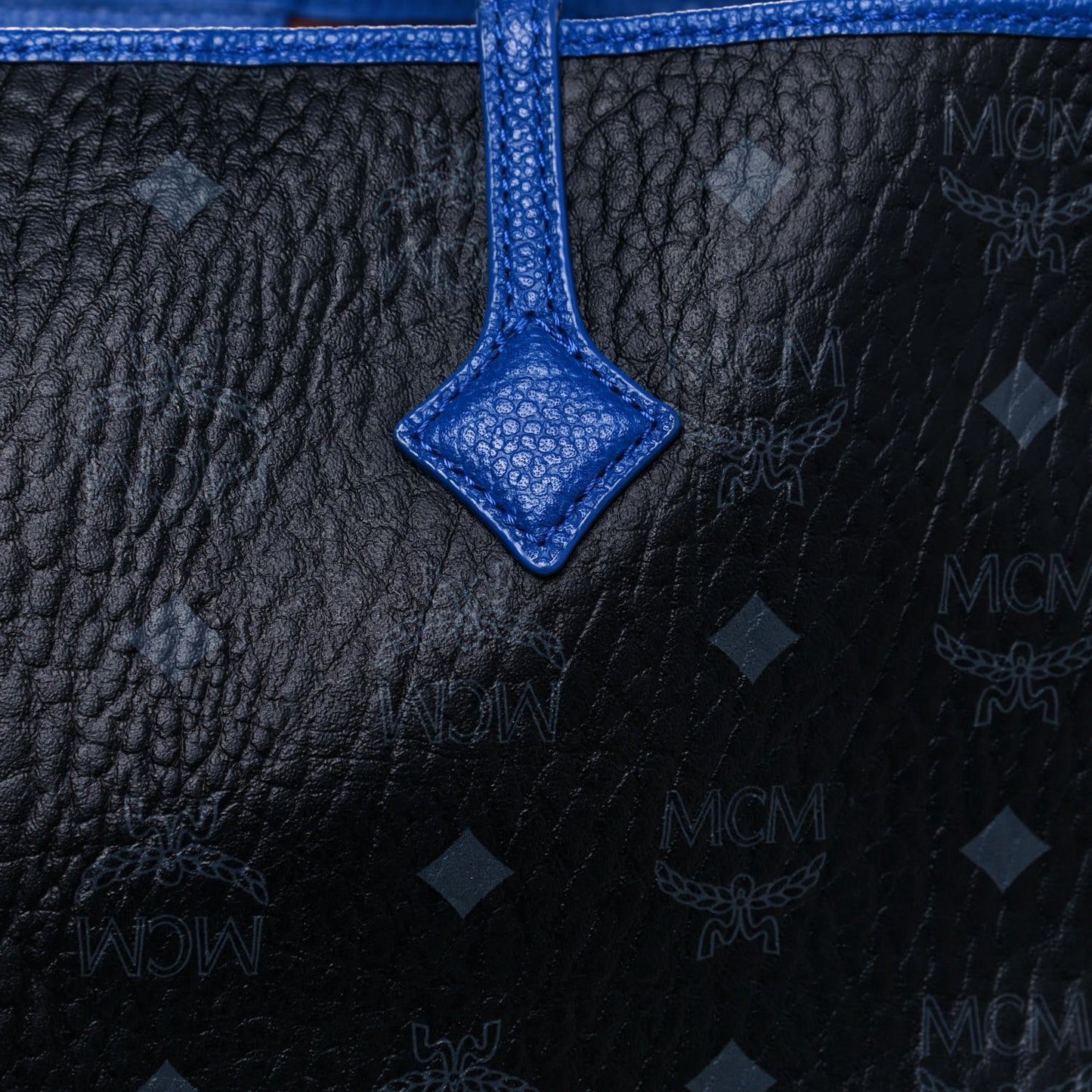 Metallic Visetos Medium Kira Shopper Tote Black Blue