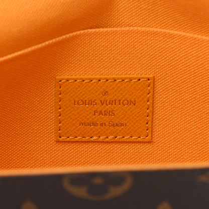 Louis Vuitton Monogram 2022 Christmas Animation New York Soho Pochette Felicie Chain Wallet Yellow 7 of 10
