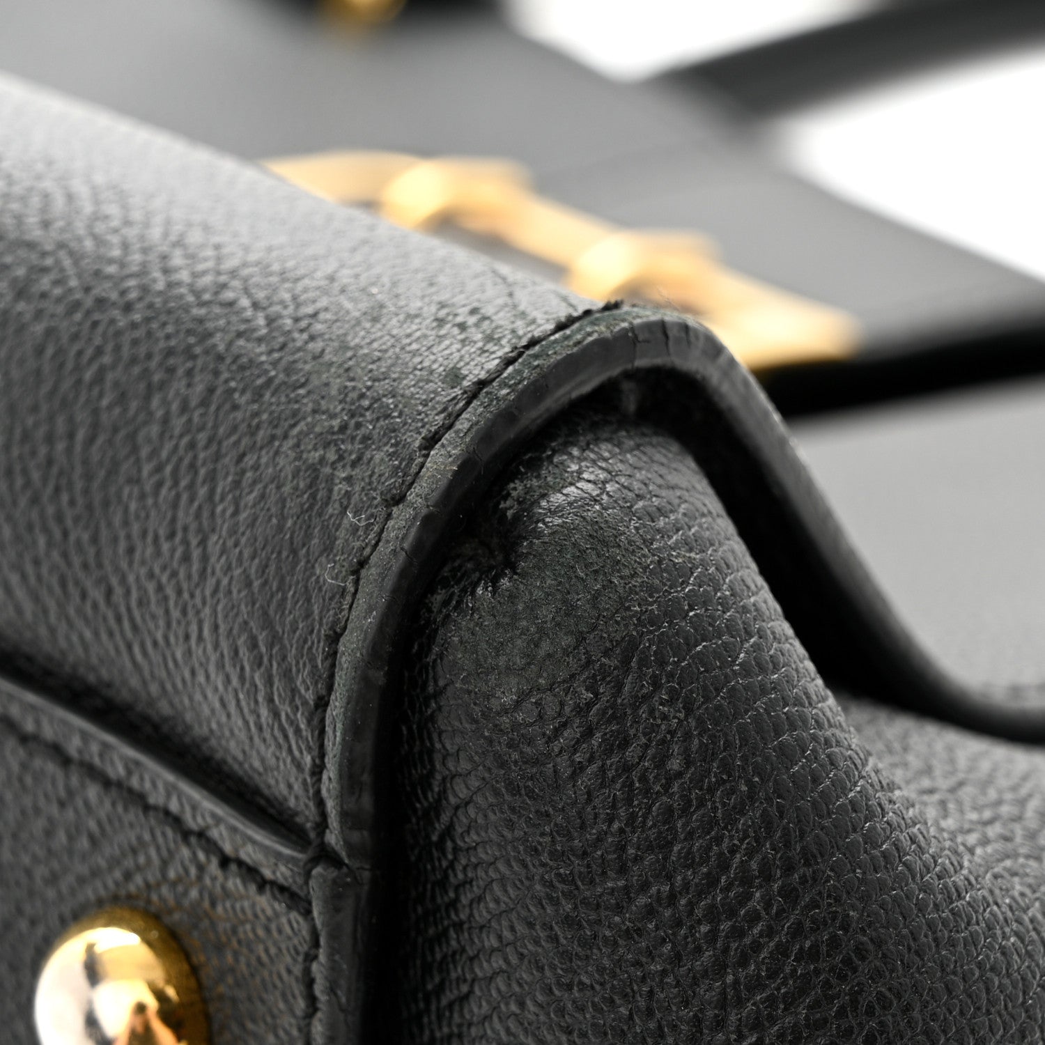 Burberry Soft Grain Calfskin Medium Buckle Tote Black 13 of 16