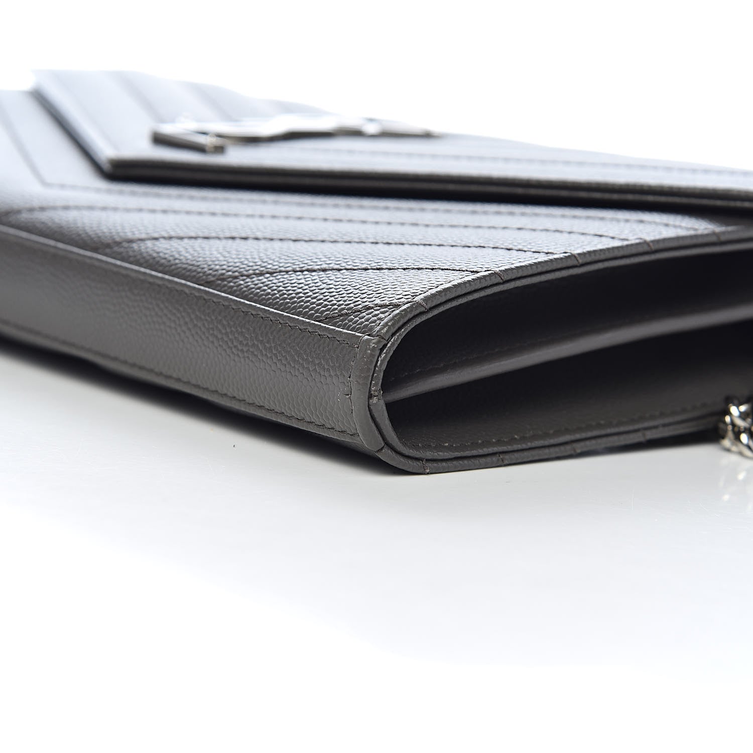 Saint Laurent Grain De Poudre Matelasse Chevron Monogram Chain Wallet Earth 8 of 10