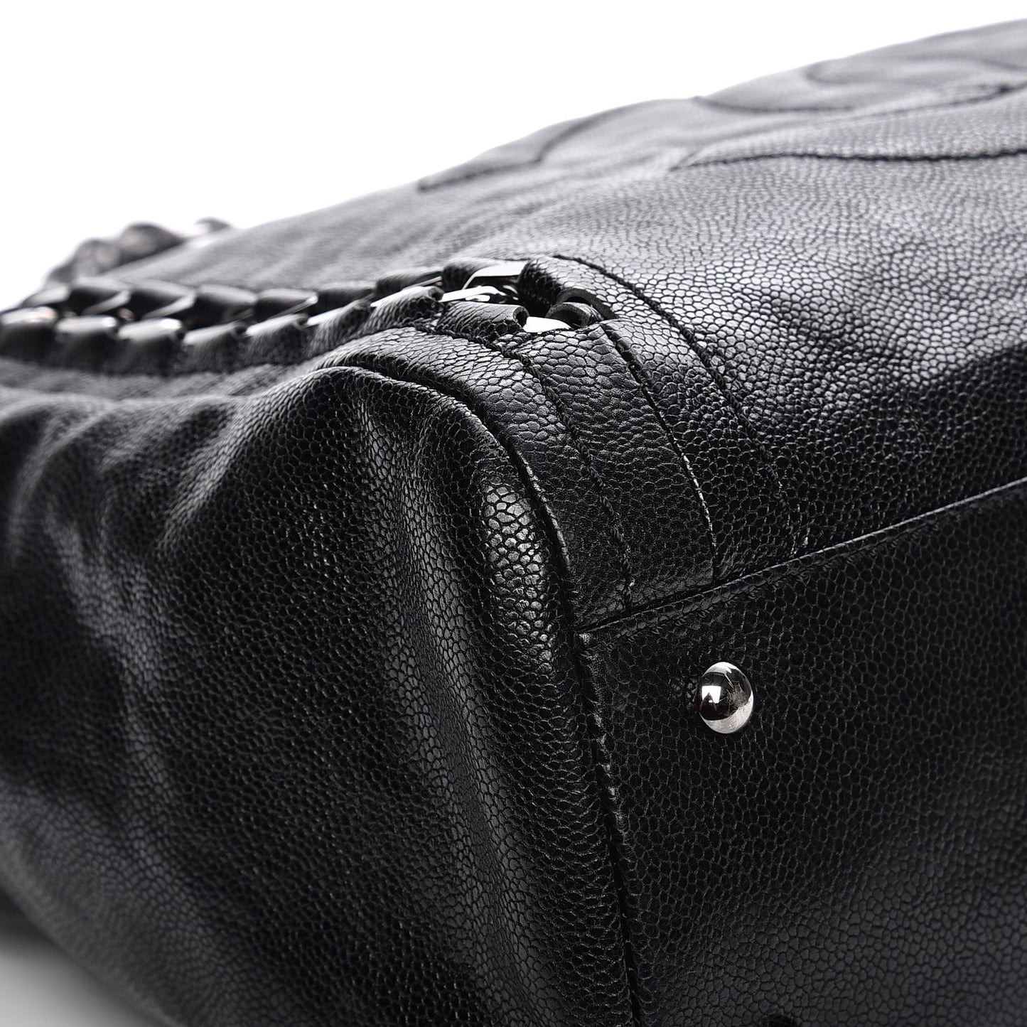 Glazed Caviar Modern Chain Tote Black