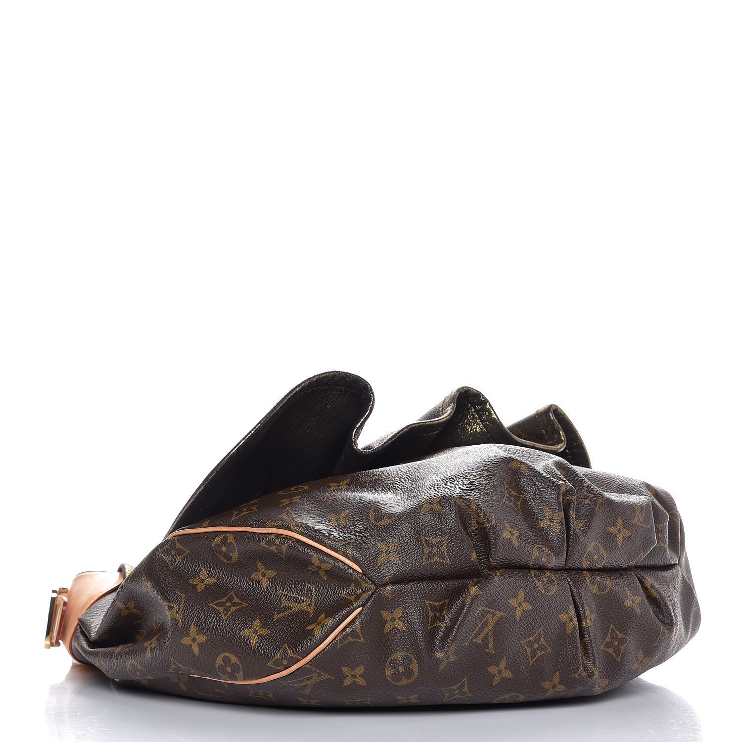 Louis Vuitton Monogram Kalahari GM 4 of 7
