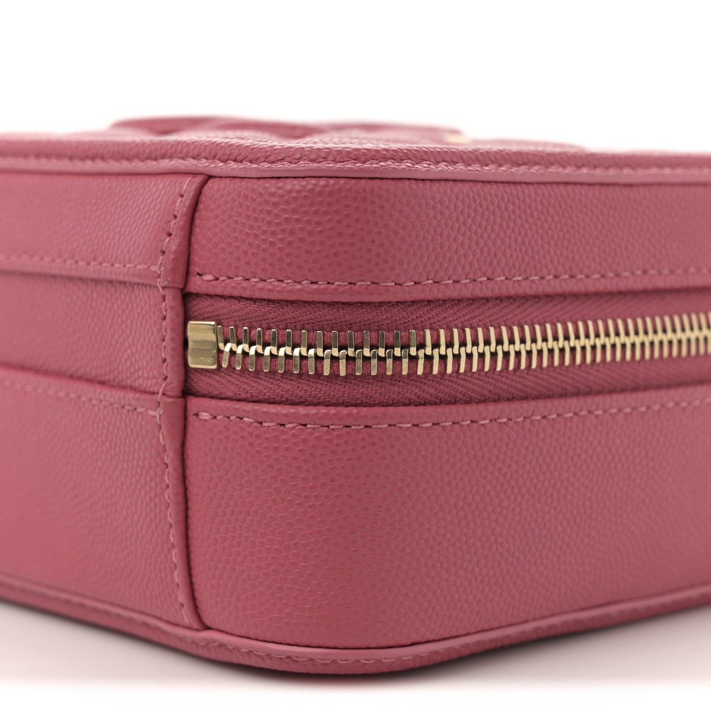 Caviar Quilted Small CC Filigree Vanity Case Rose