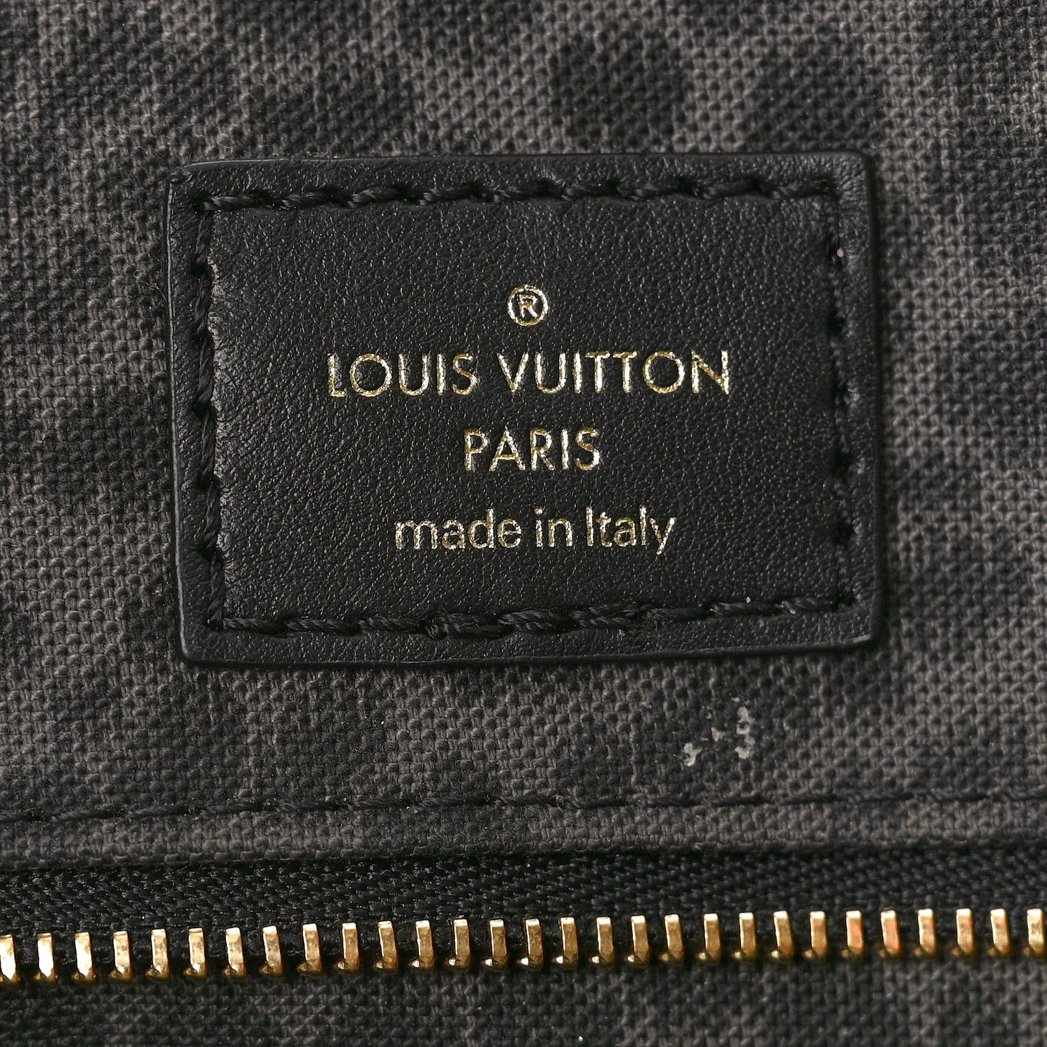 Louis Vuitton Monogram Giant Wild At Heart Onthego GM Black 6 of 10
