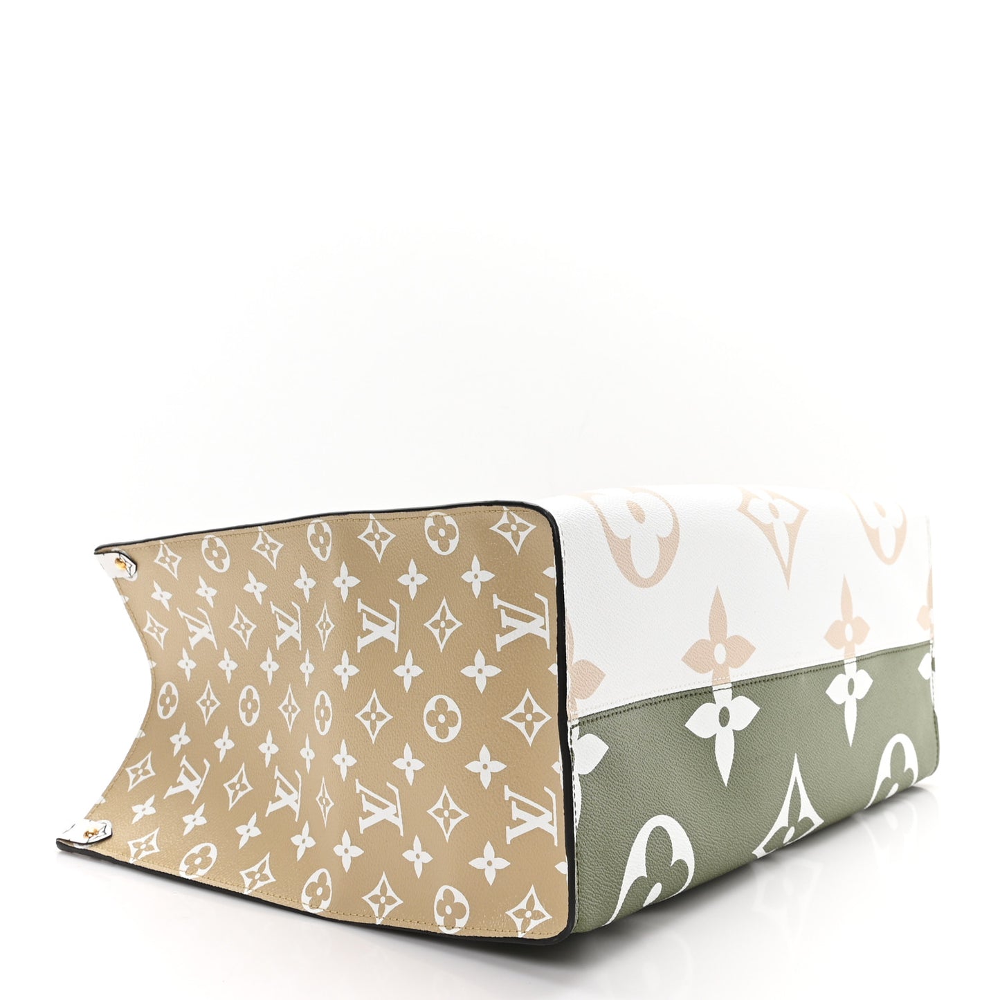 Monogram Giant Onthego GM Kaki Beige