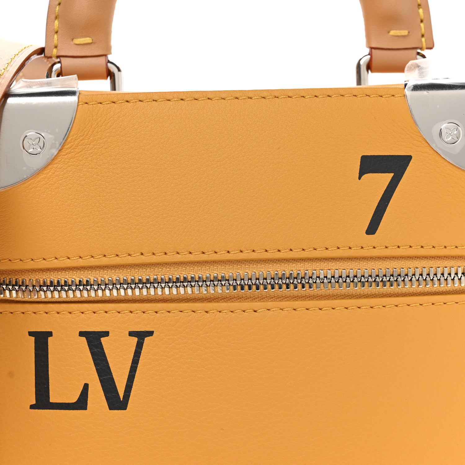 LVバック Louis Vuitton Pochette Trunk Verticale Saffron 1863049 – FASHIONPHILE