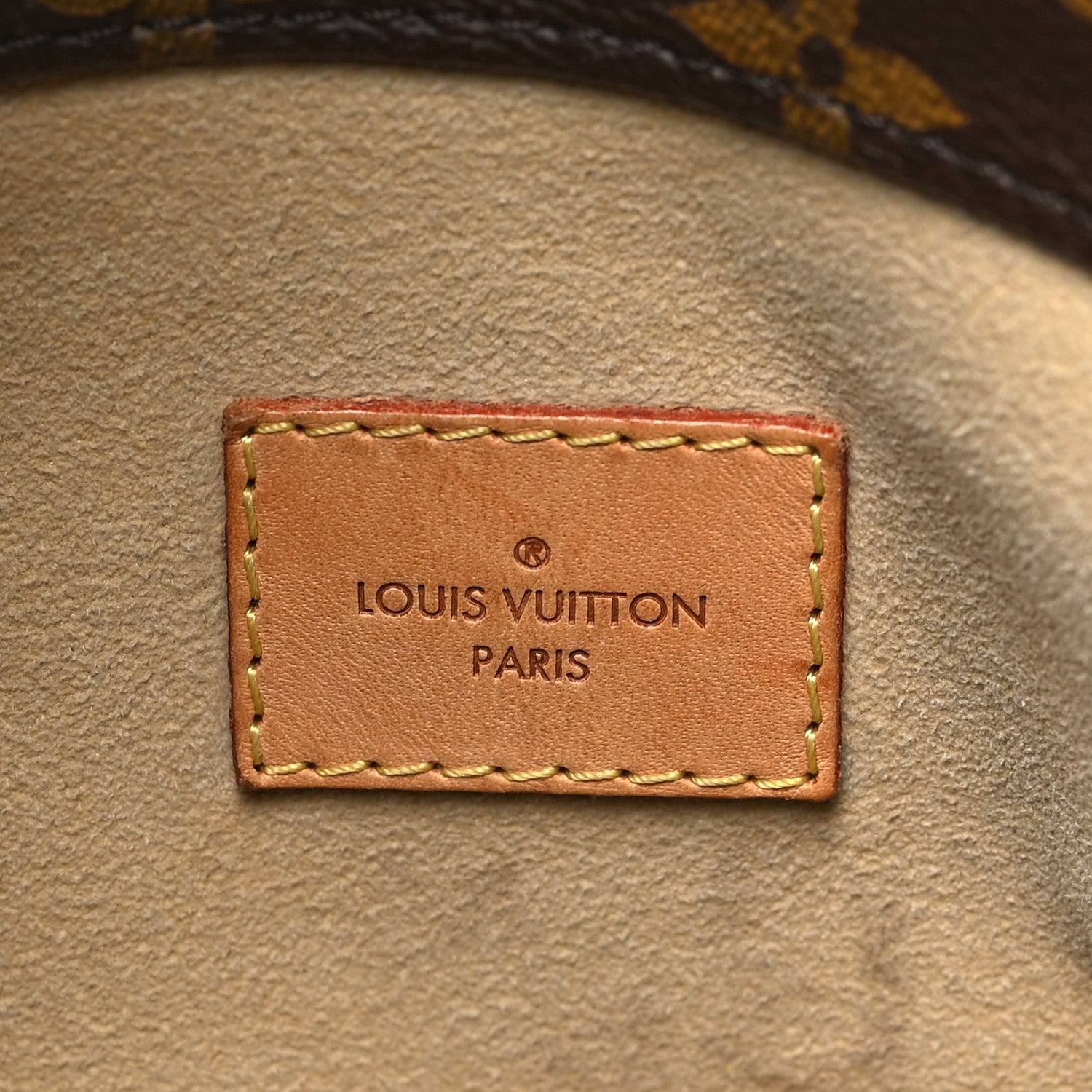 Louis Vuitton Monogram Artsy MM 6 of 10