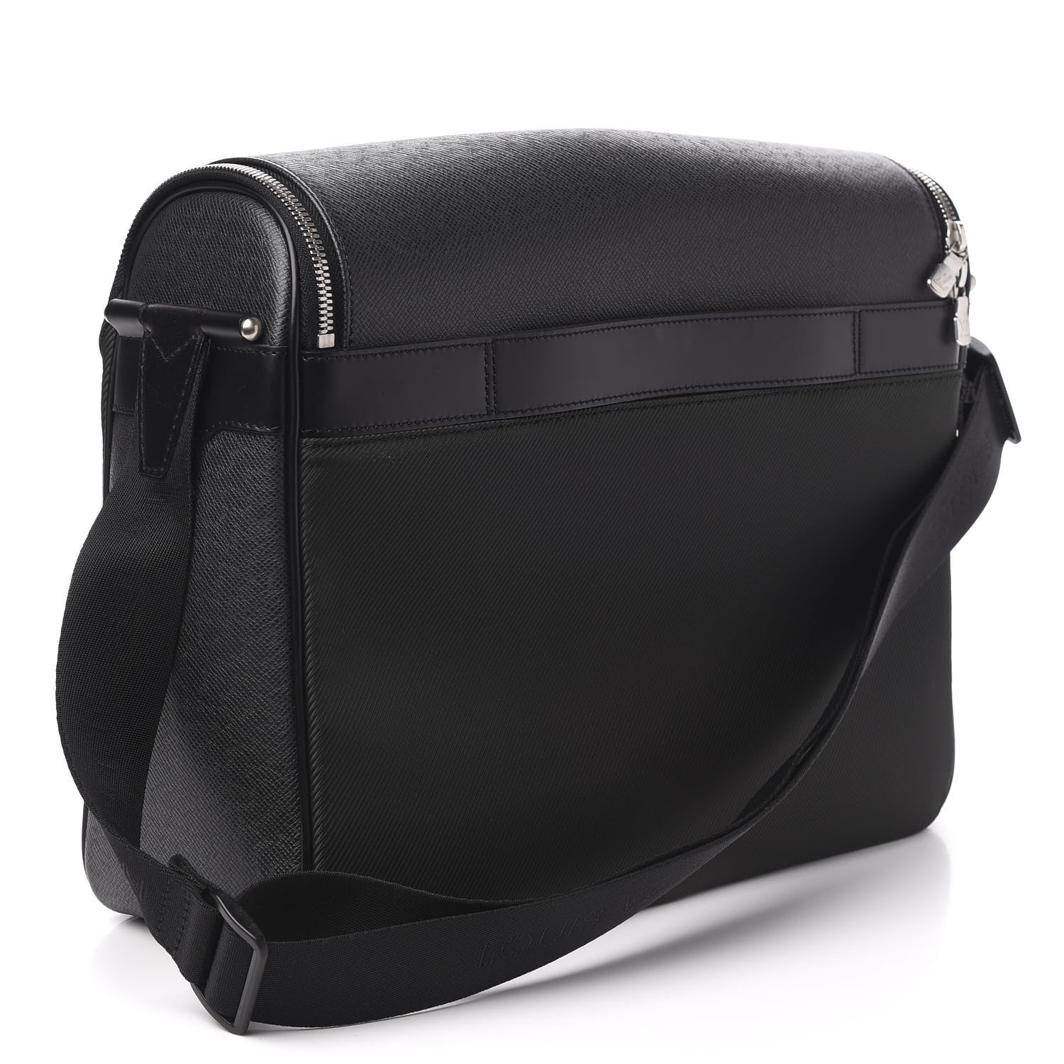 Louis Vuitton Taiga Taimyr Messenger Bag Ardoise 2 of 8