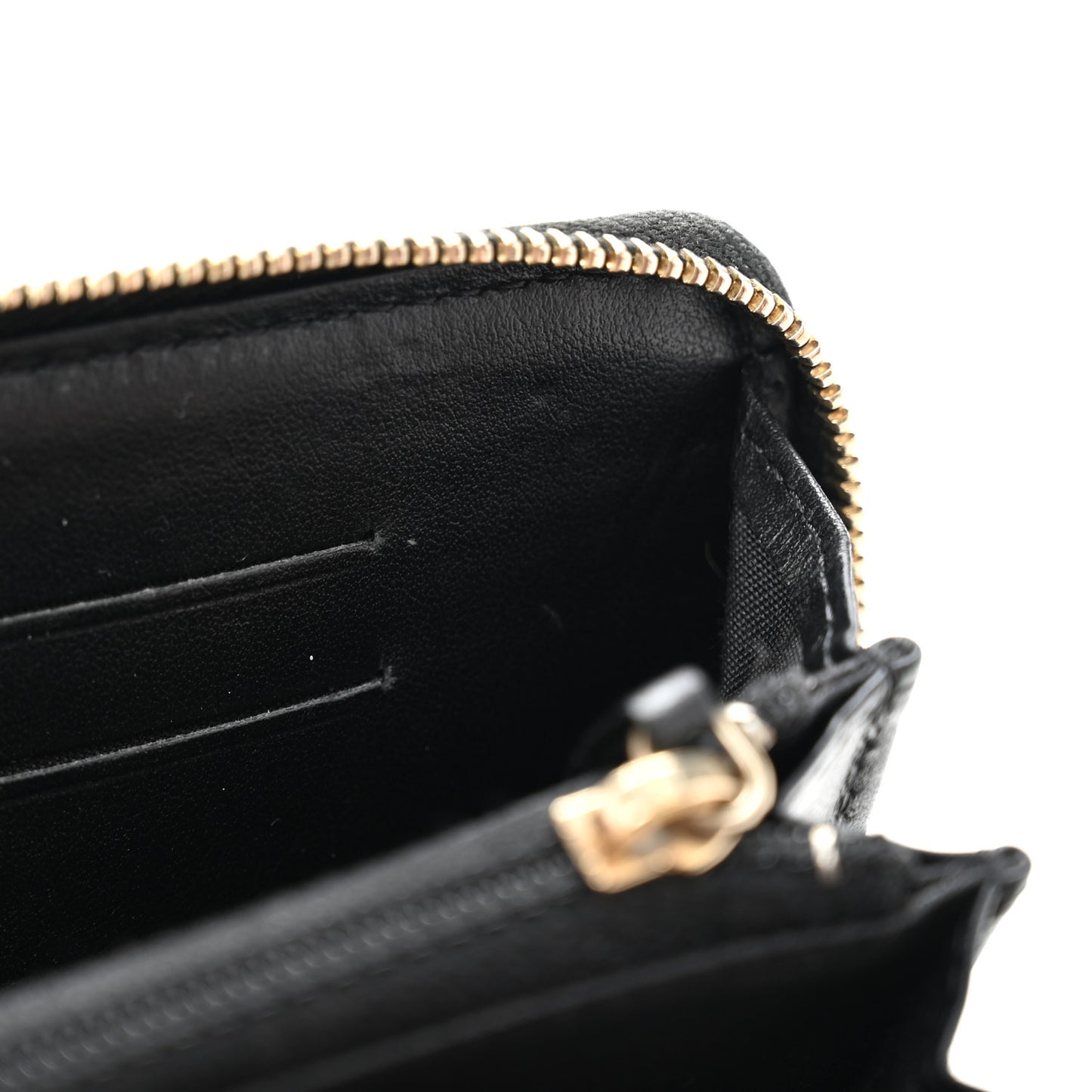 Caviar Quilted Medium Filigree Zip Around Wallet Black