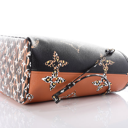Louis Vuitton Monogram Giant Jungle Neverfull MM Black 10 of 12
