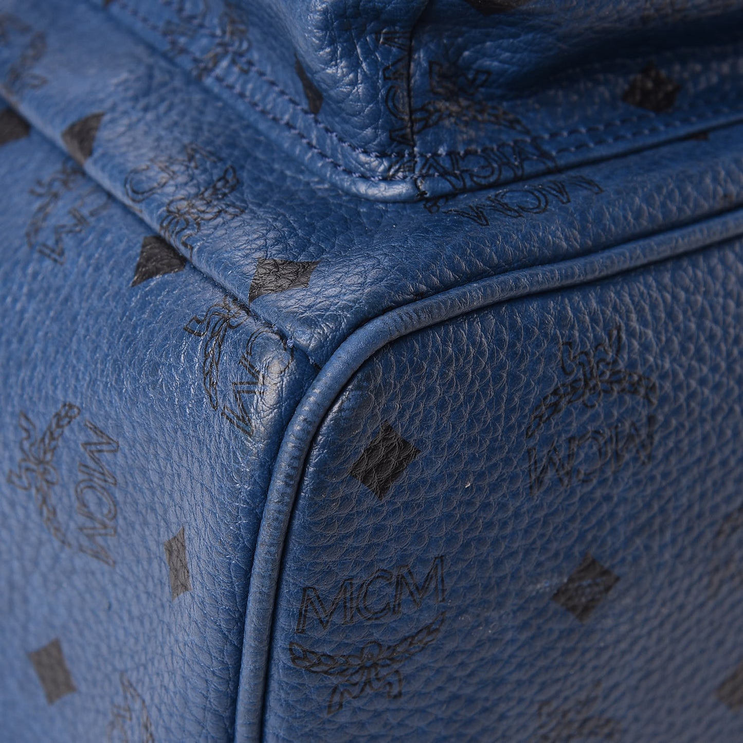 Visetos Studded Medium Stark M Backpack Blue