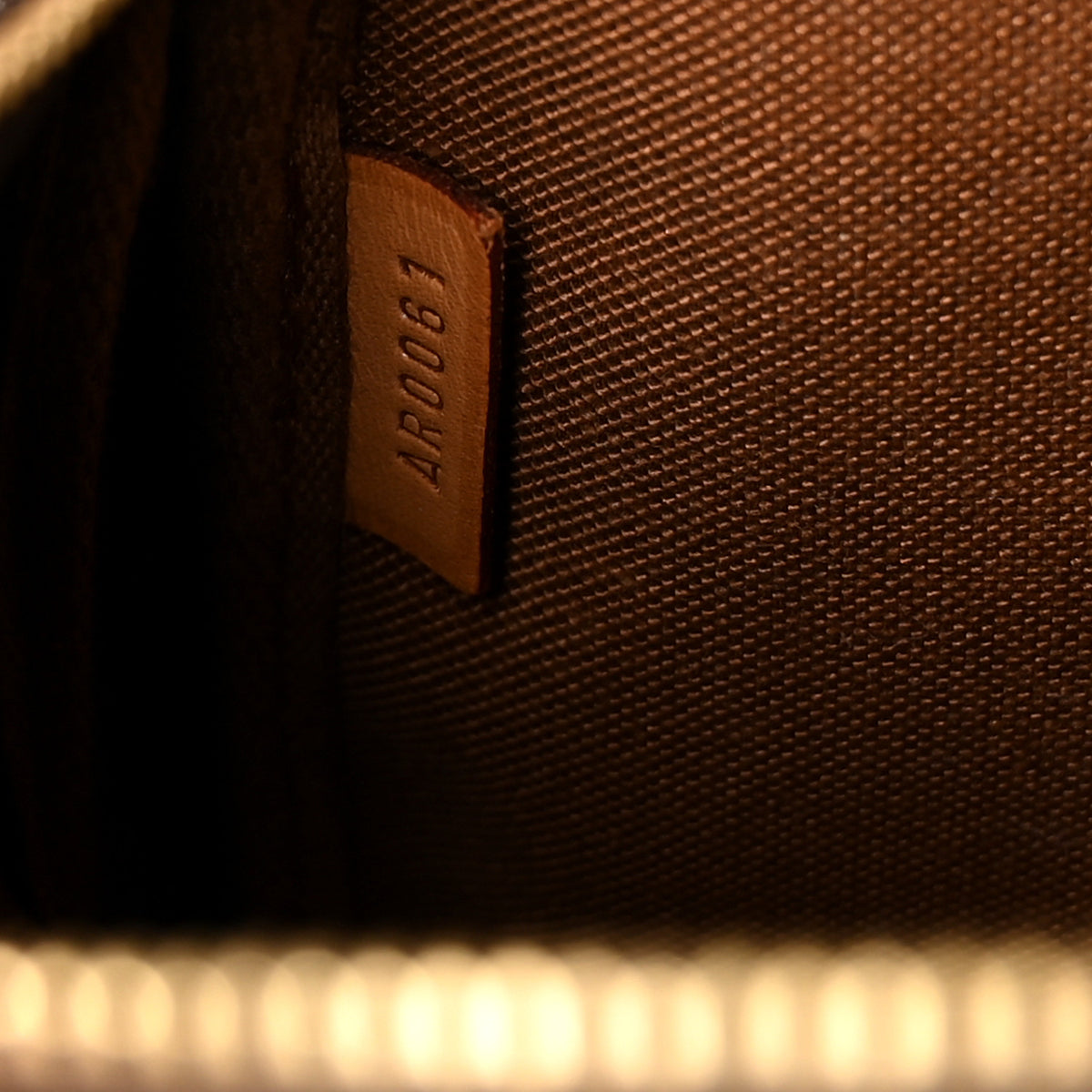 Monogram Graffiti Pochette Accessories Kaki