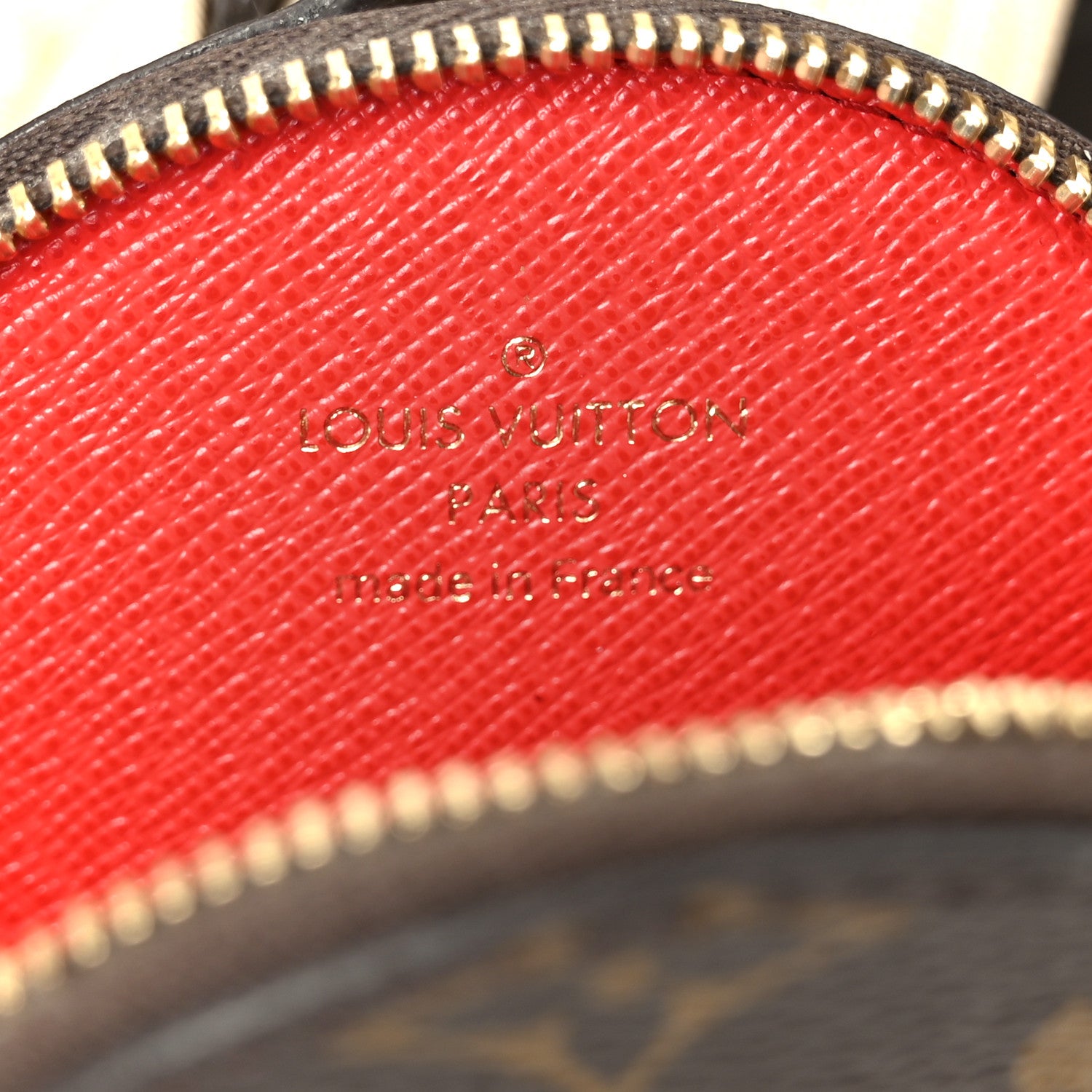 Louis Vuitton Reverse Monogram Giant OnTheGo East West 8 of 11