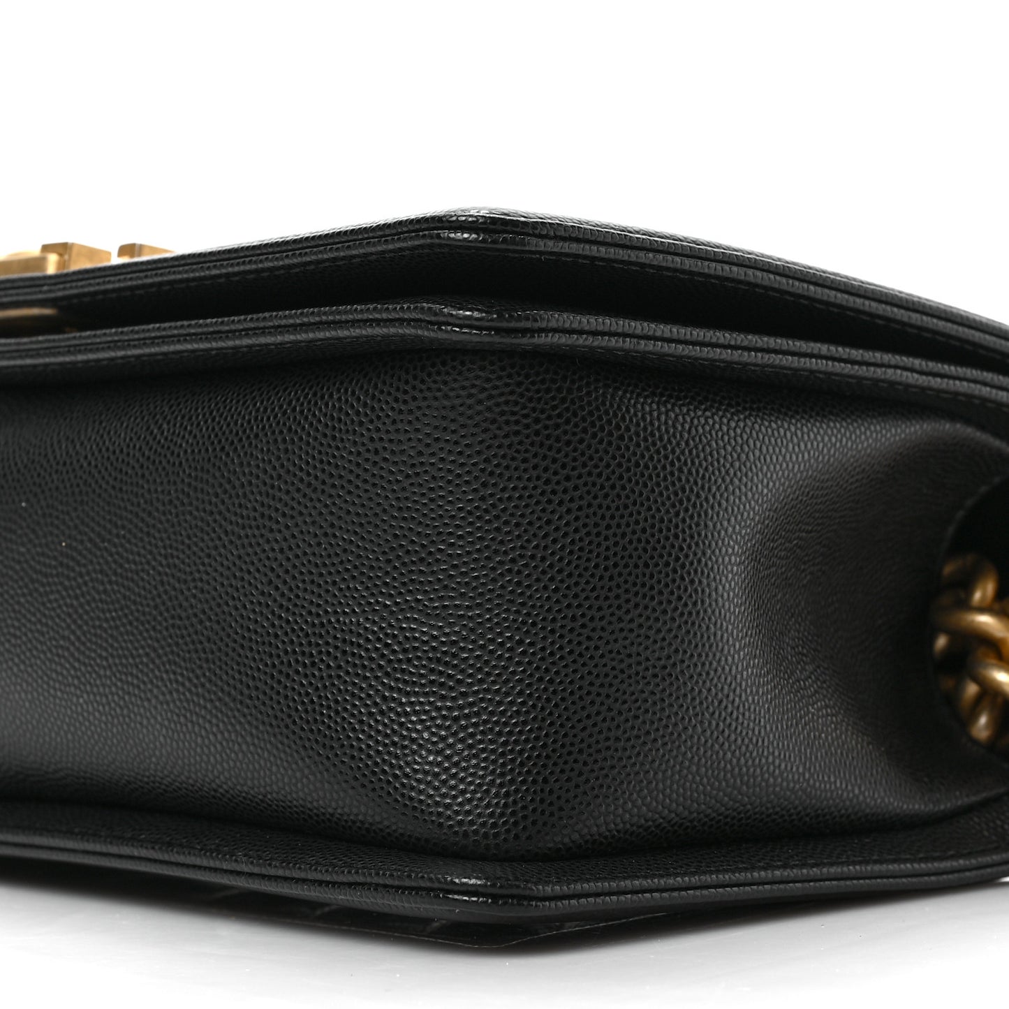 Caviar Quilted Medium Boy Flap Black