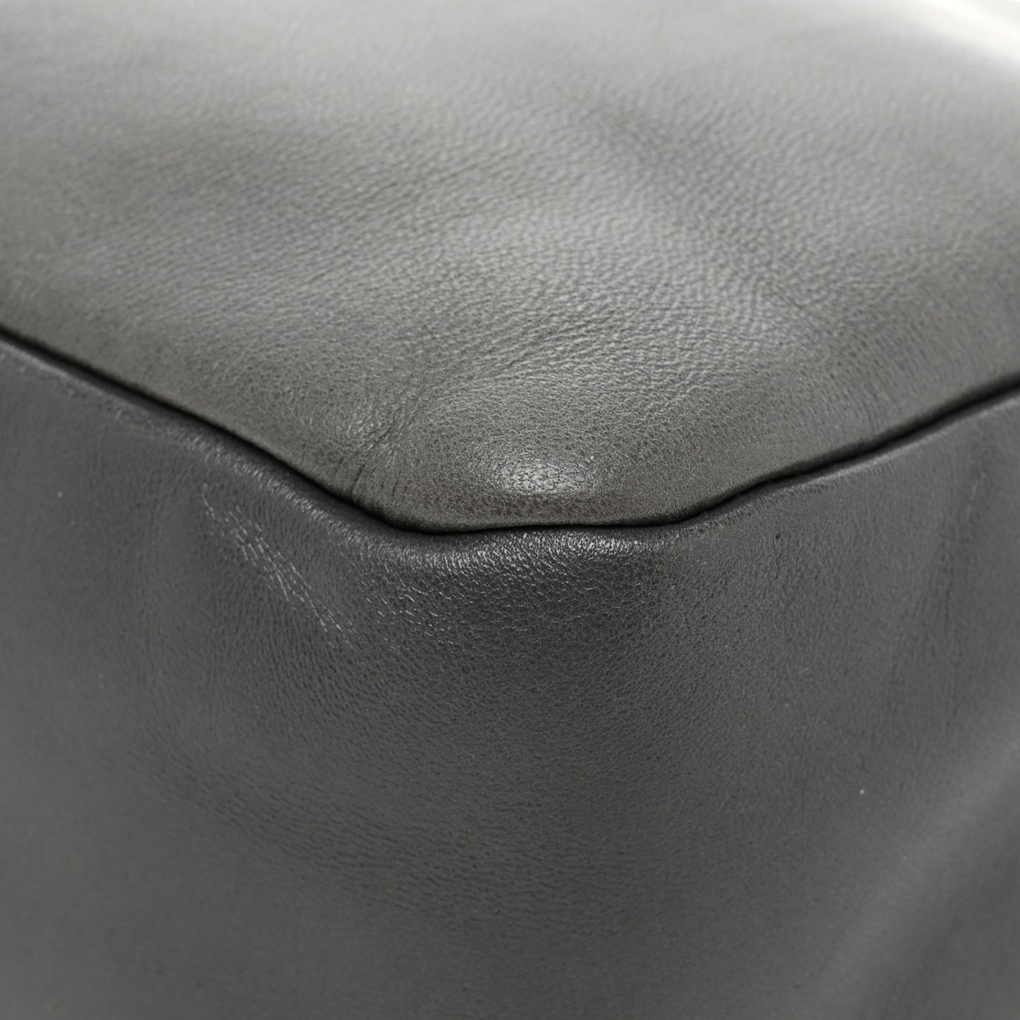 Lambskin Studded CC East West Flap Grey