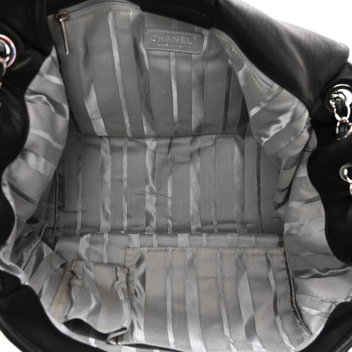 Lambskin CC Disc Accordion Flap Black