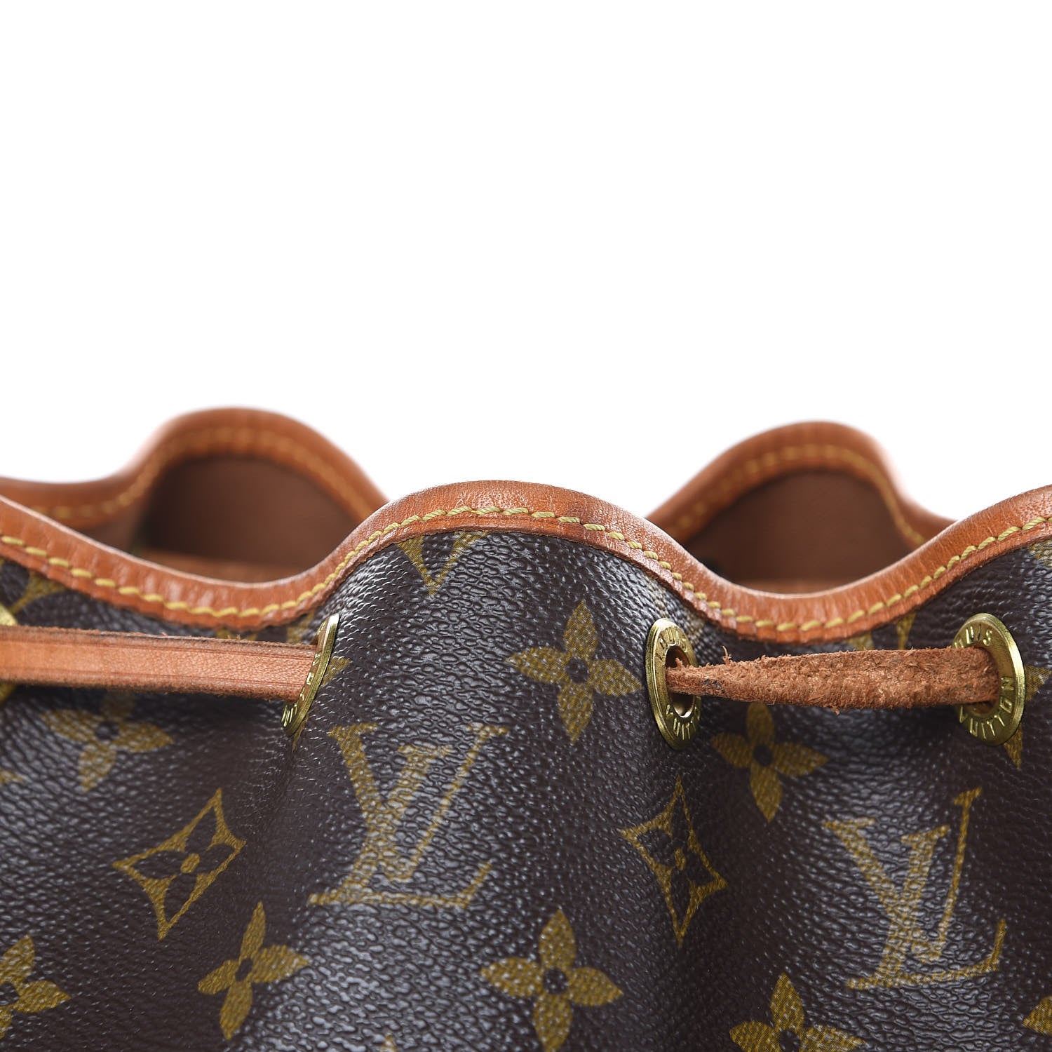 Louis Vuitton Monogram Petit Noe 12 of 19