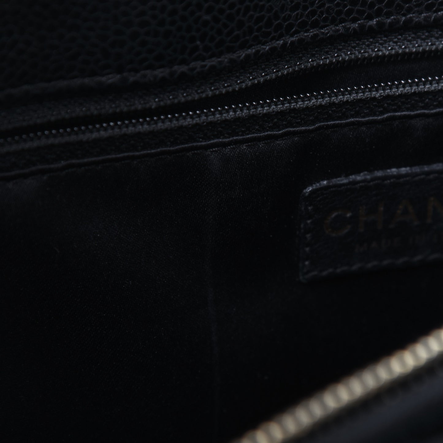 Caviar Quilted Grand Shopping Tote GST Black