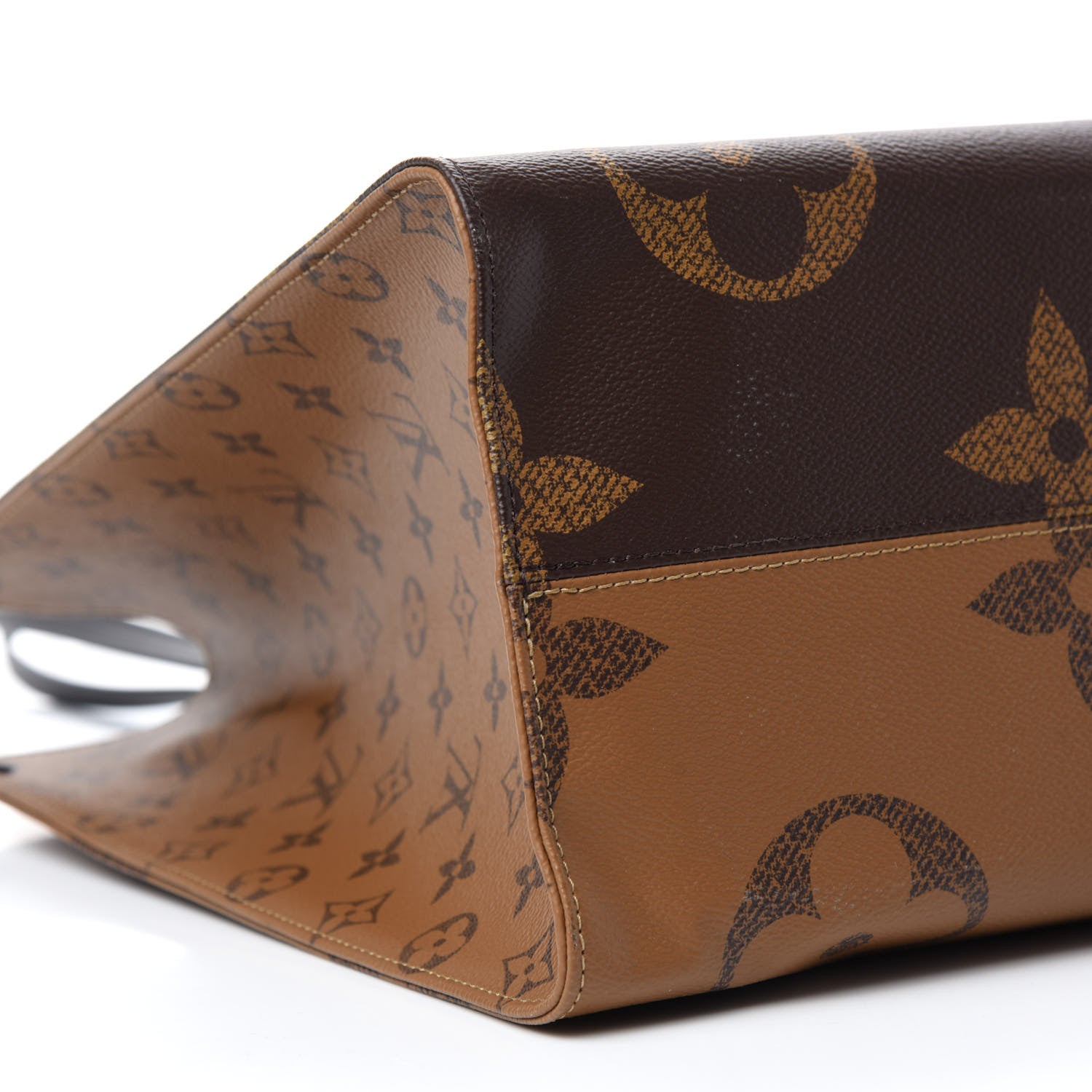 Louis Vuitton Reverse Monogram Giant Onthego GM 6 of 10
