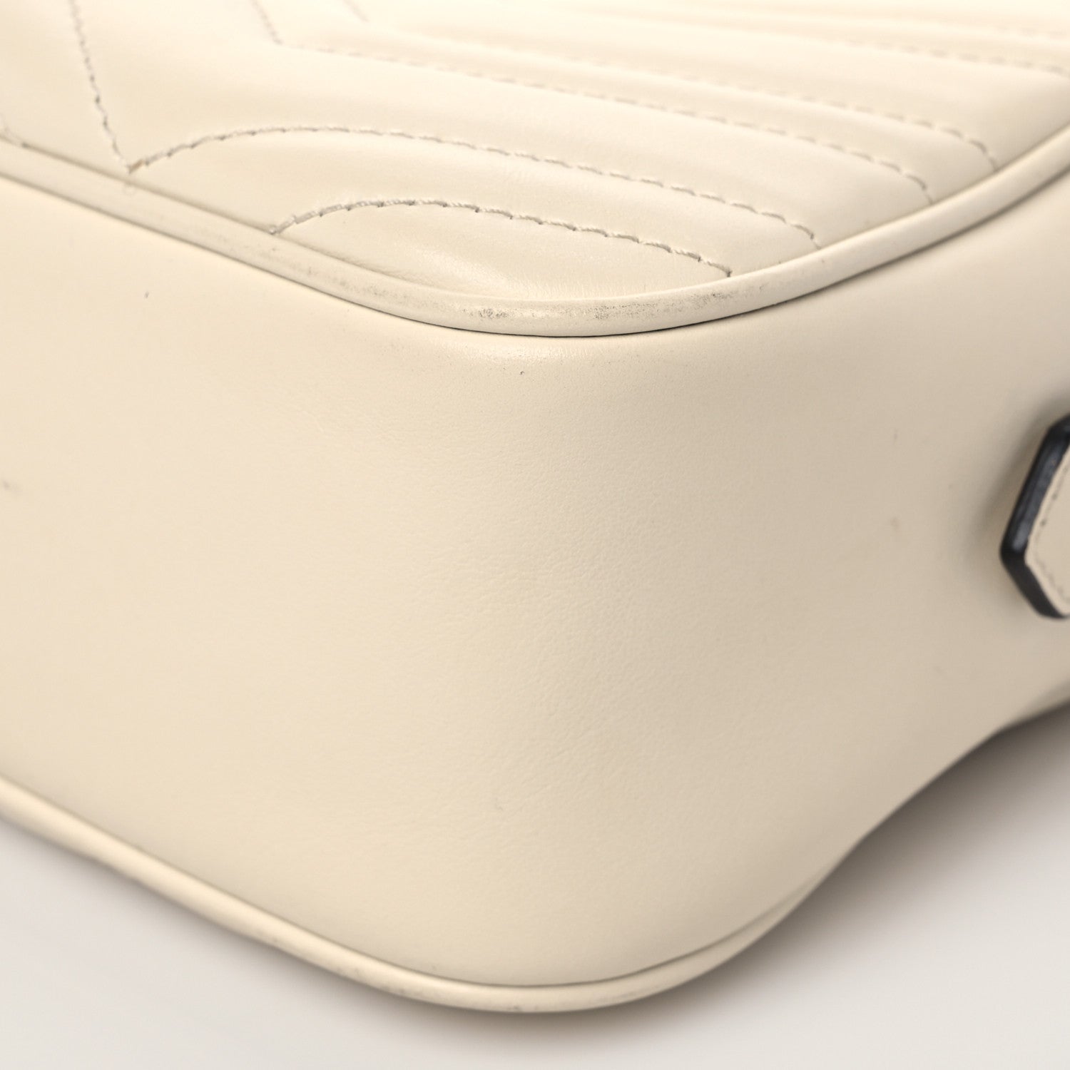 Gucci Calfskin Matelasse Small GG Marmont Chain Shoulder Bag White 9 of 9