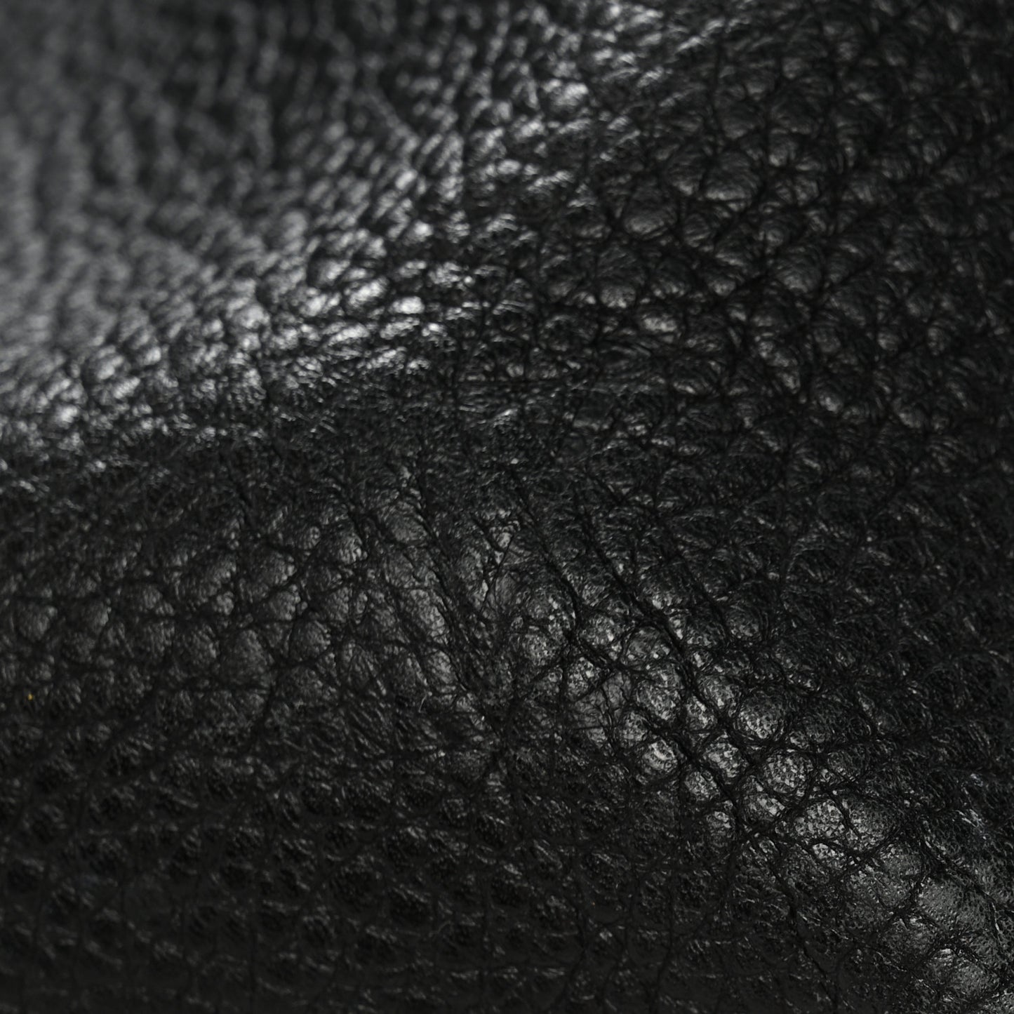 Taurillon Monogram Eclipse Cabas Voyage Black