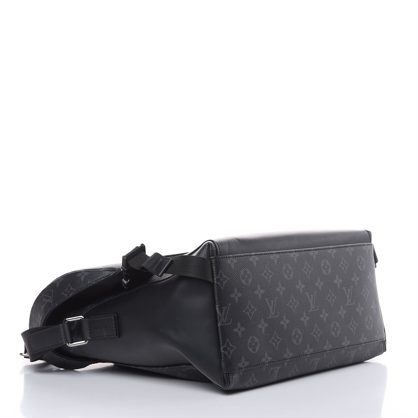 Monogram Eclipse Voyager Messenger MM
