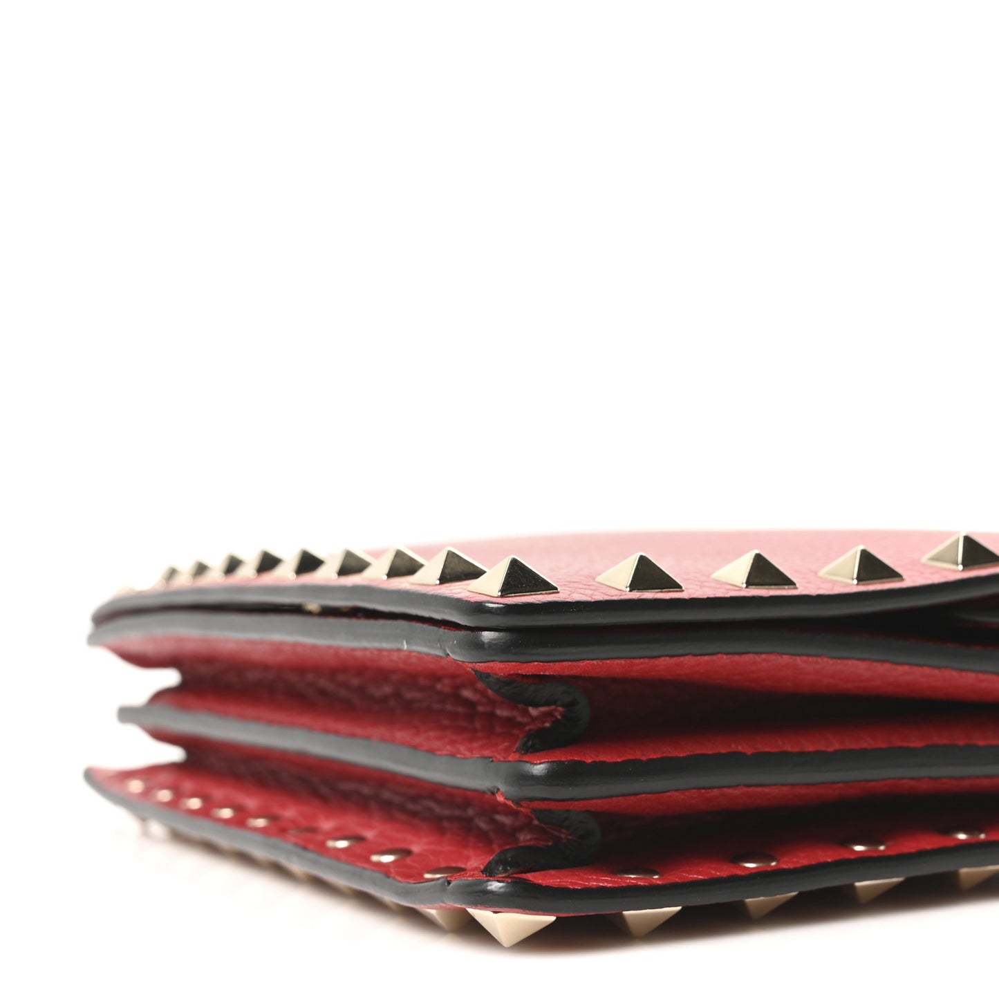 Pebbled Calfskin Rockstud Wallet on Chain Rouge Pur