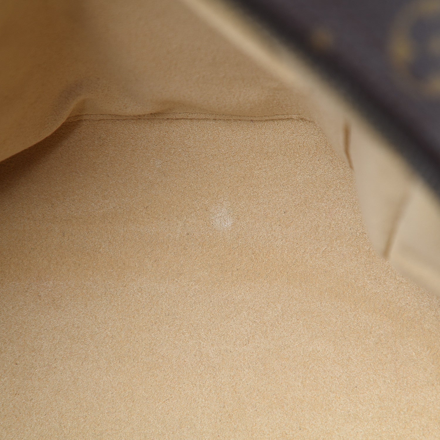 Louis Vuitton Monogram Manhattan PM 7 of 22