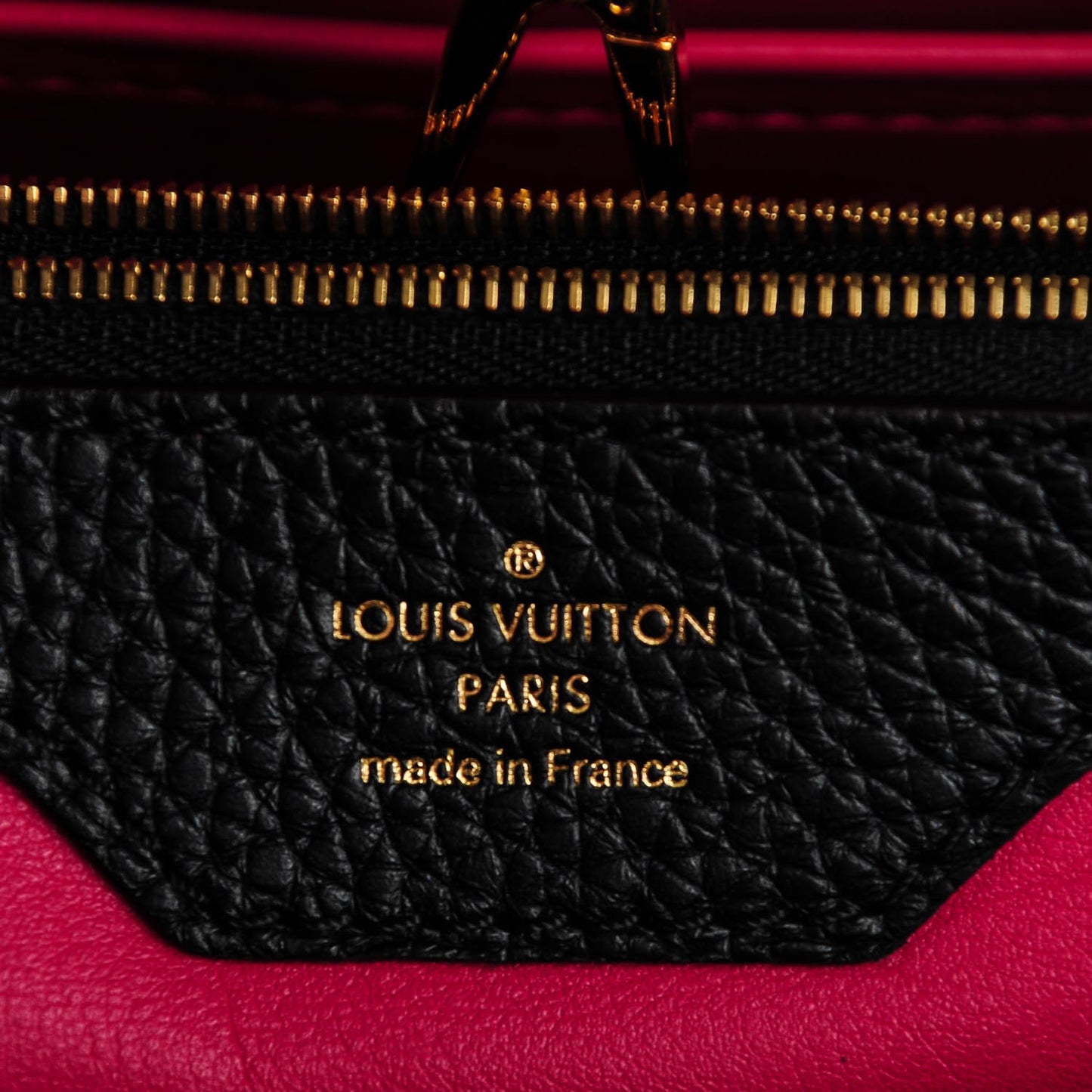 Taurillon Capucines MM Black