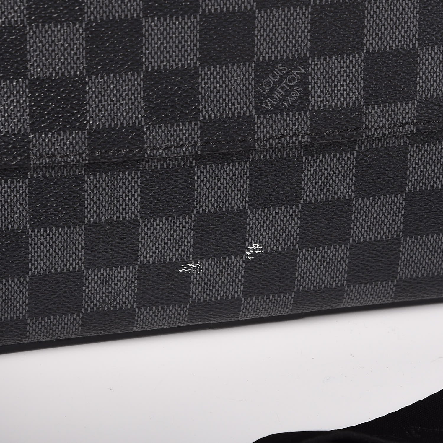 Louis Vuitton Damier Graphite Icare 8 of 9