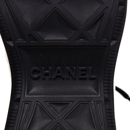 Chanel Velvet Calfskin Mixed Fibers CC Sneakers 38.5 Black 9 of 10