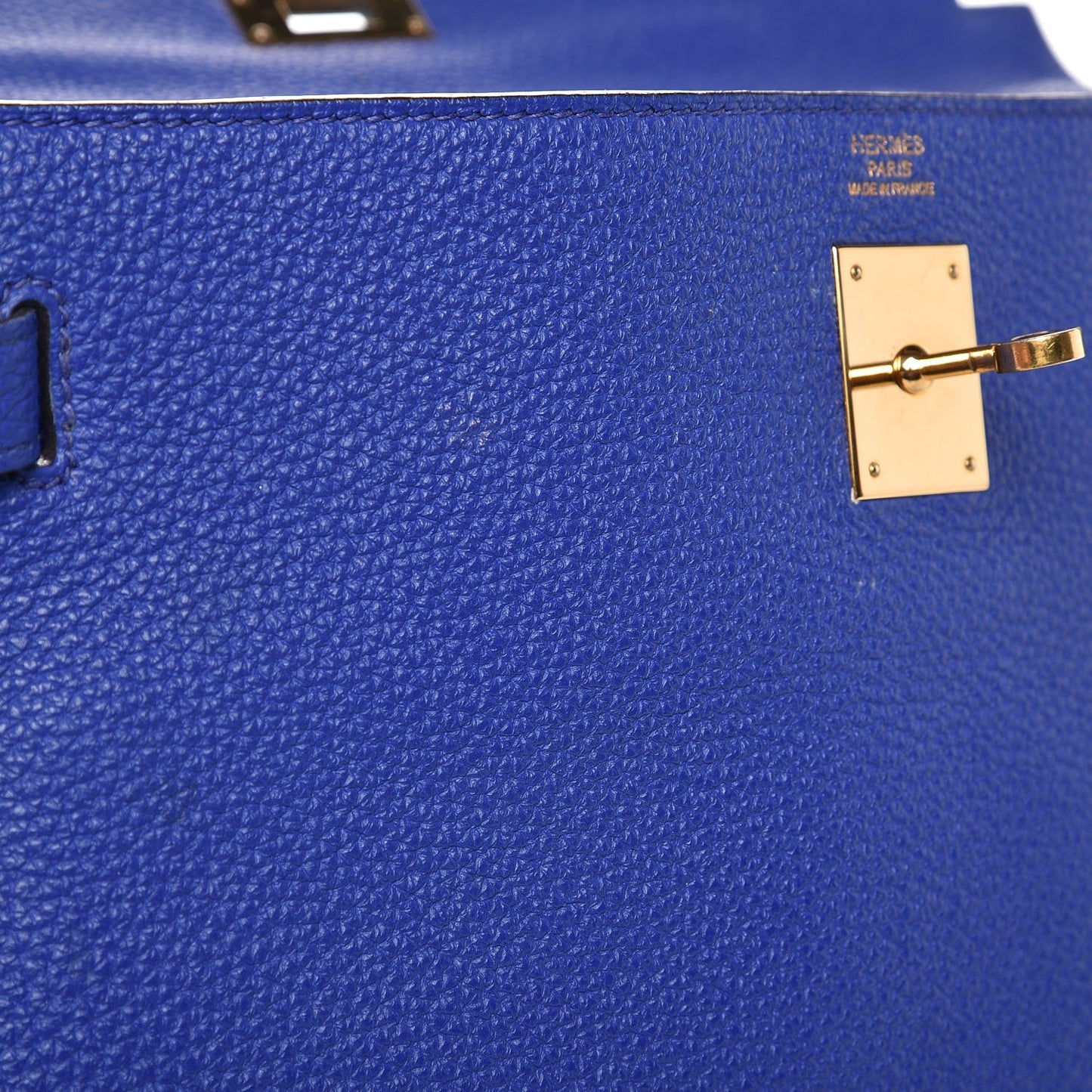 Togo Kelly Retourne 32 Bleu Electrique