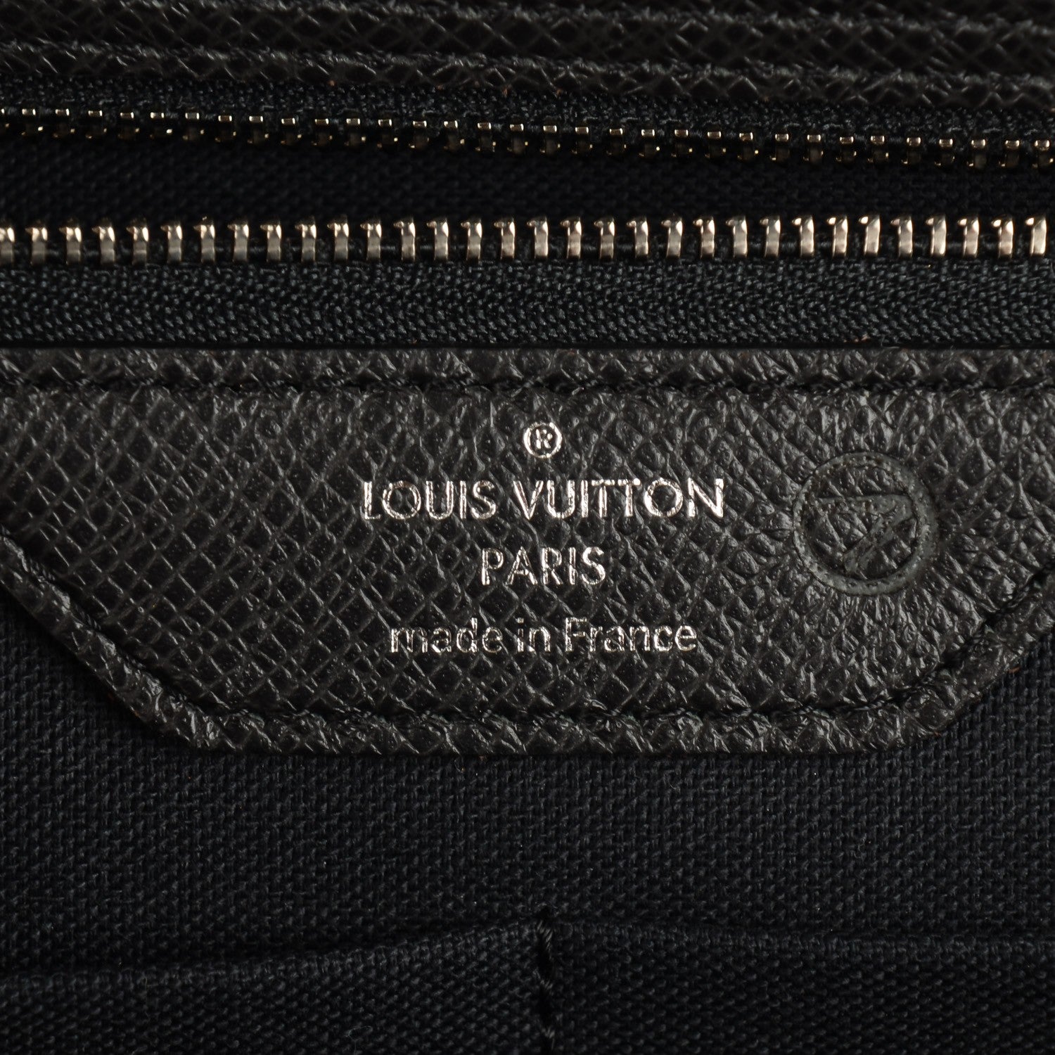 Louis Vuitton Taiga Neo Igor Ardoise 6 of 7