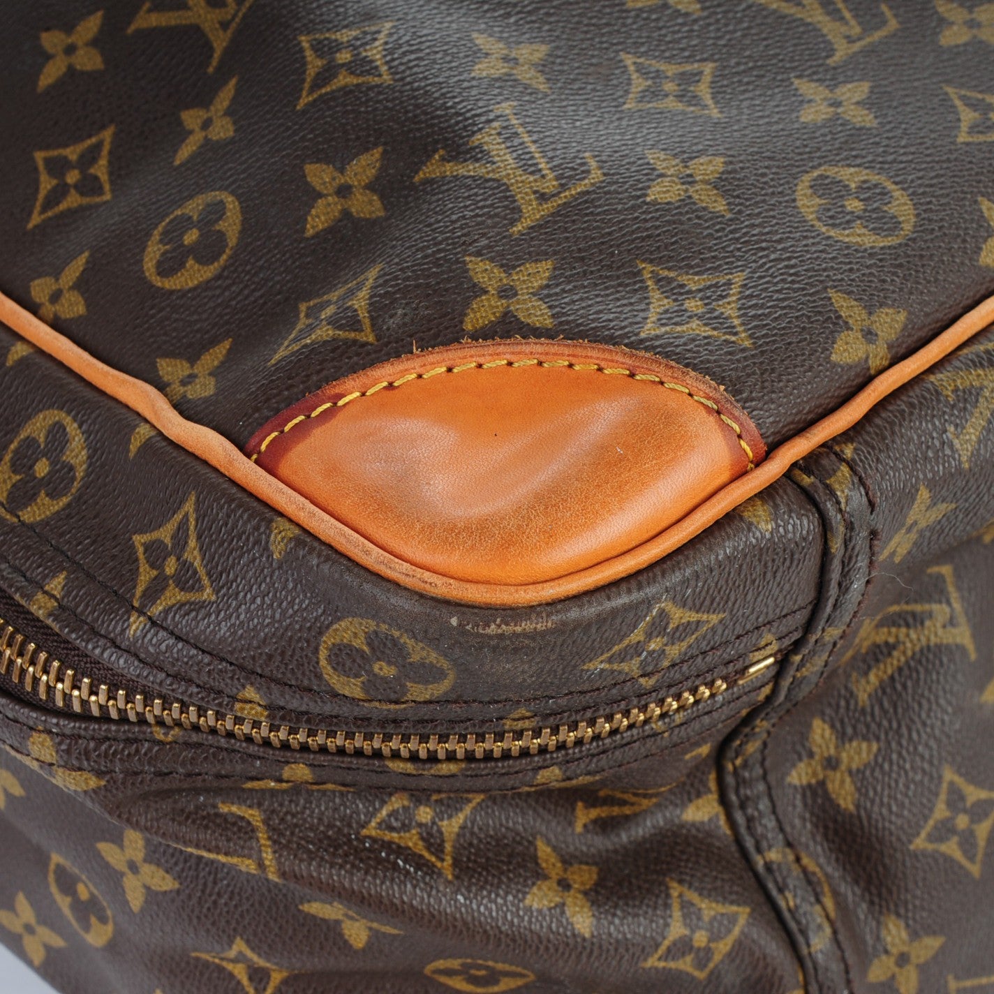 Louis Vuitton Monogram Sirius 55 14 of 18