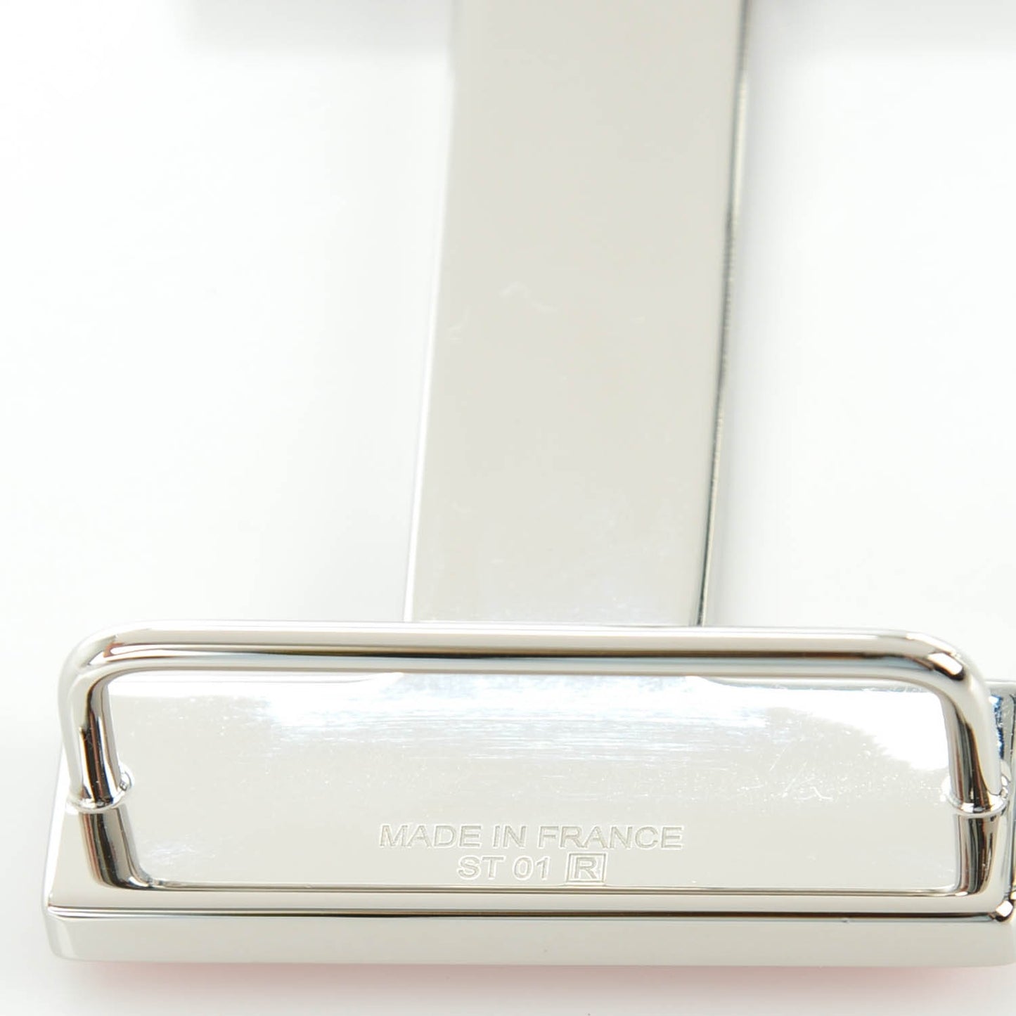 Quizz Enamel H Belt Buckle Sanguine