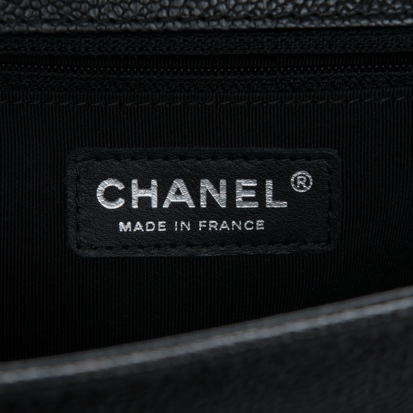 Caviar Quilted New Medium Boy Flap Black